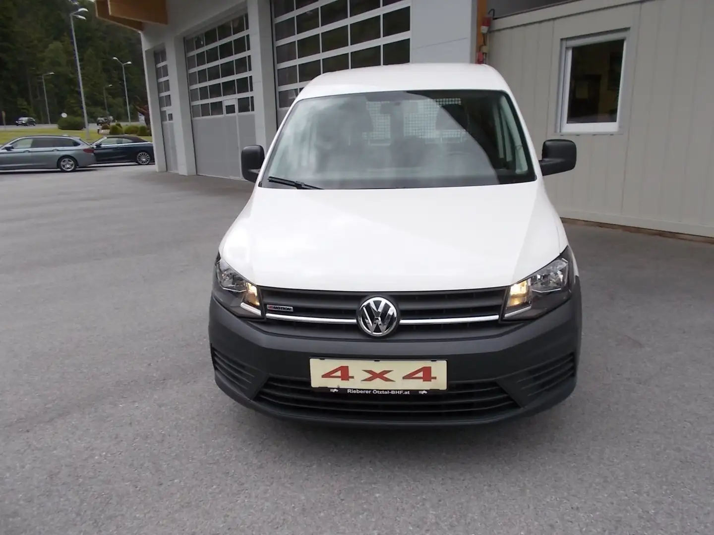 Volkswagen Caddy Kasten 4Motion 2,0 TDI Weiß - 2