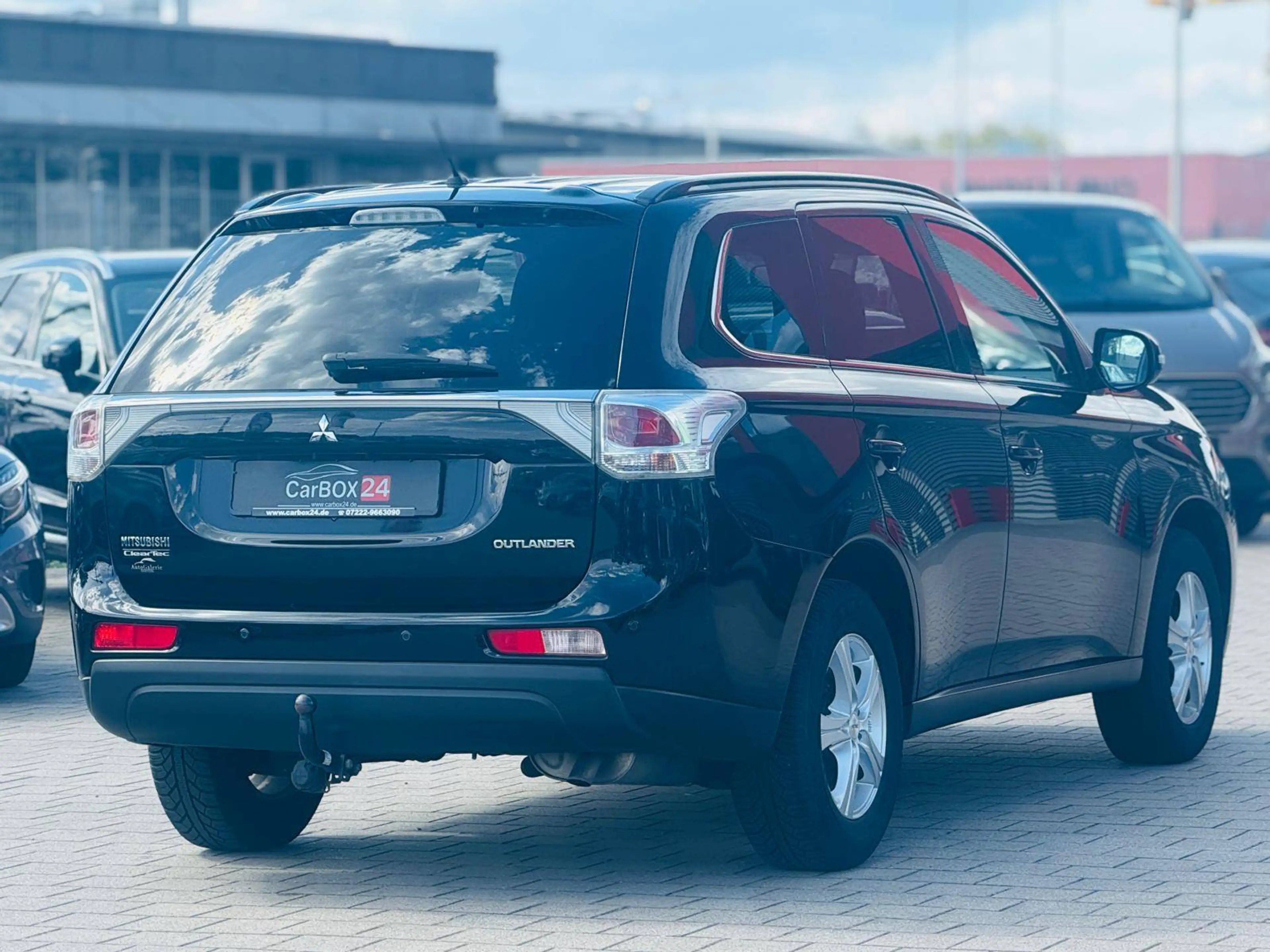 Mitsubishi Outlander ClearTec Invite 2WD TÜV 04/2027 Finanzierung möglich — photo 15