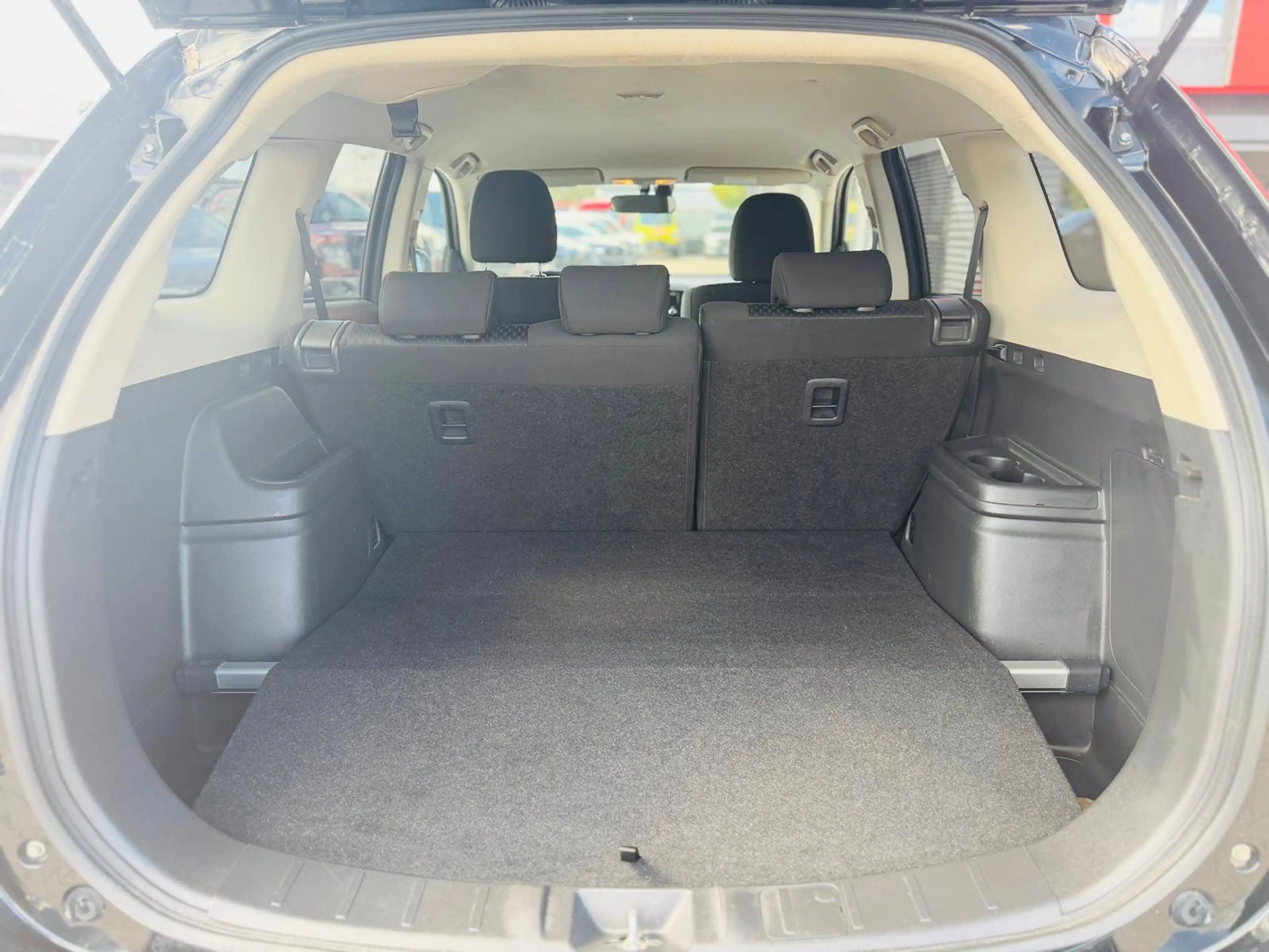 Mitsubishi Outlander ClearTec Invite 2WD TÜV 04/2027 Finanzierung möglich — photo 18