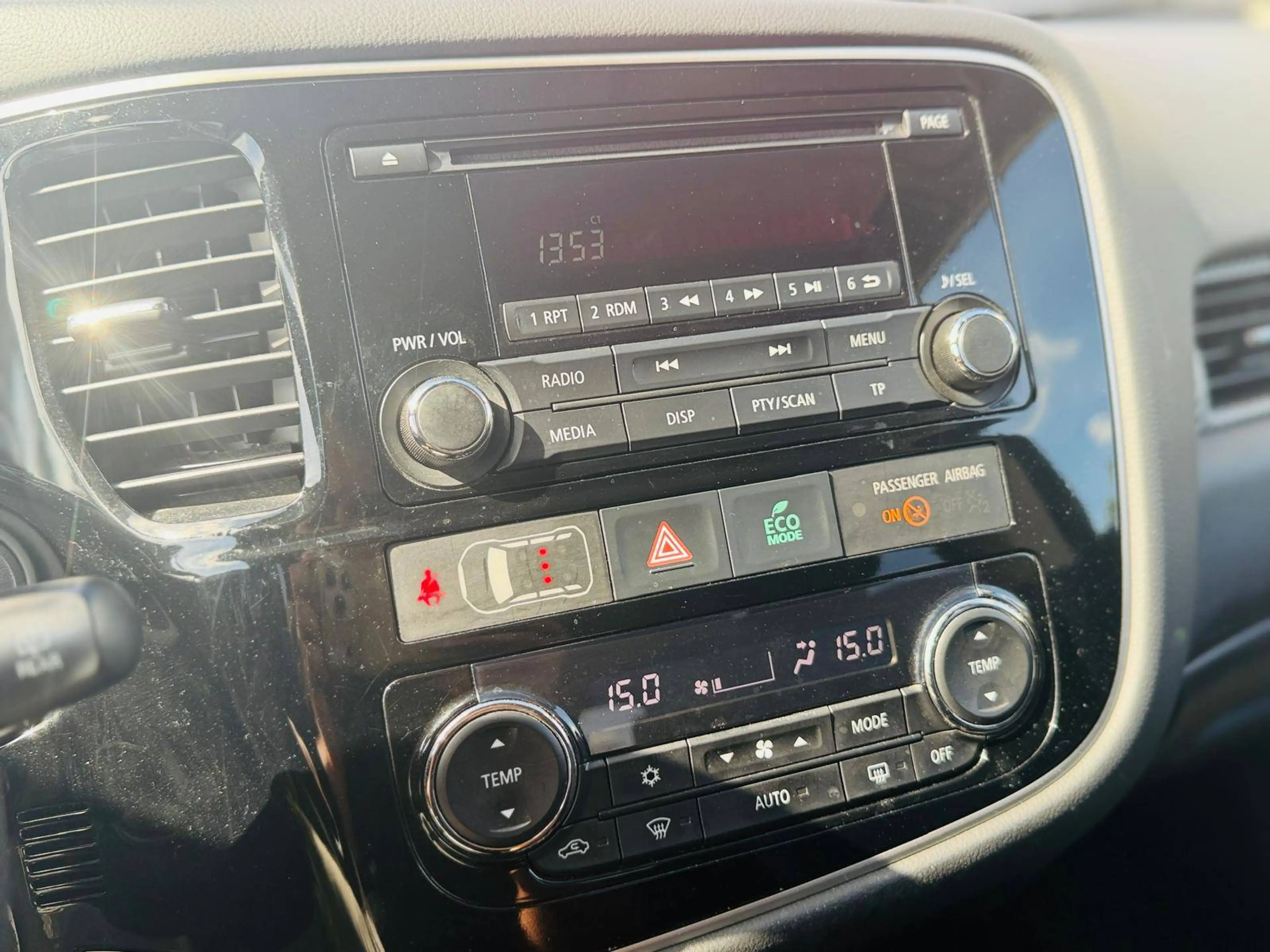 Mitsubishi Outlander ClearTec Invite 2WD TÜV 04/2027 Finanzierung möglich — photo 12