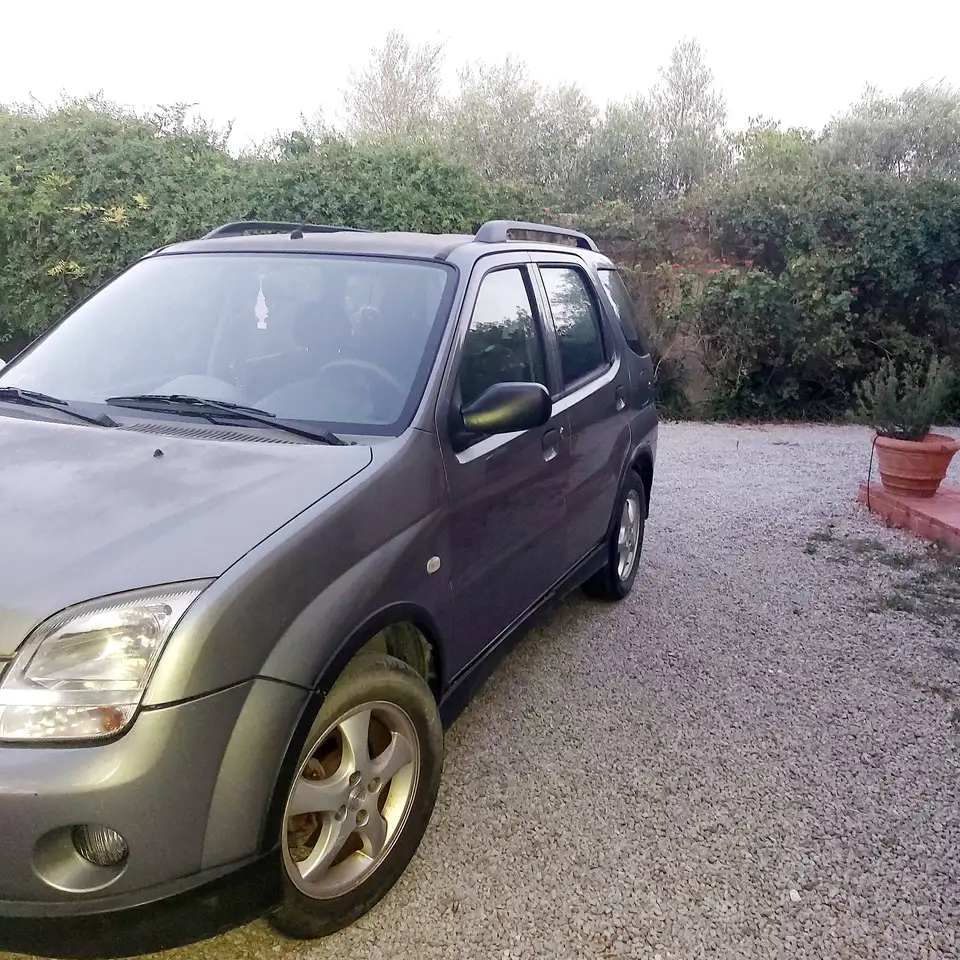 Suzuki Ignis