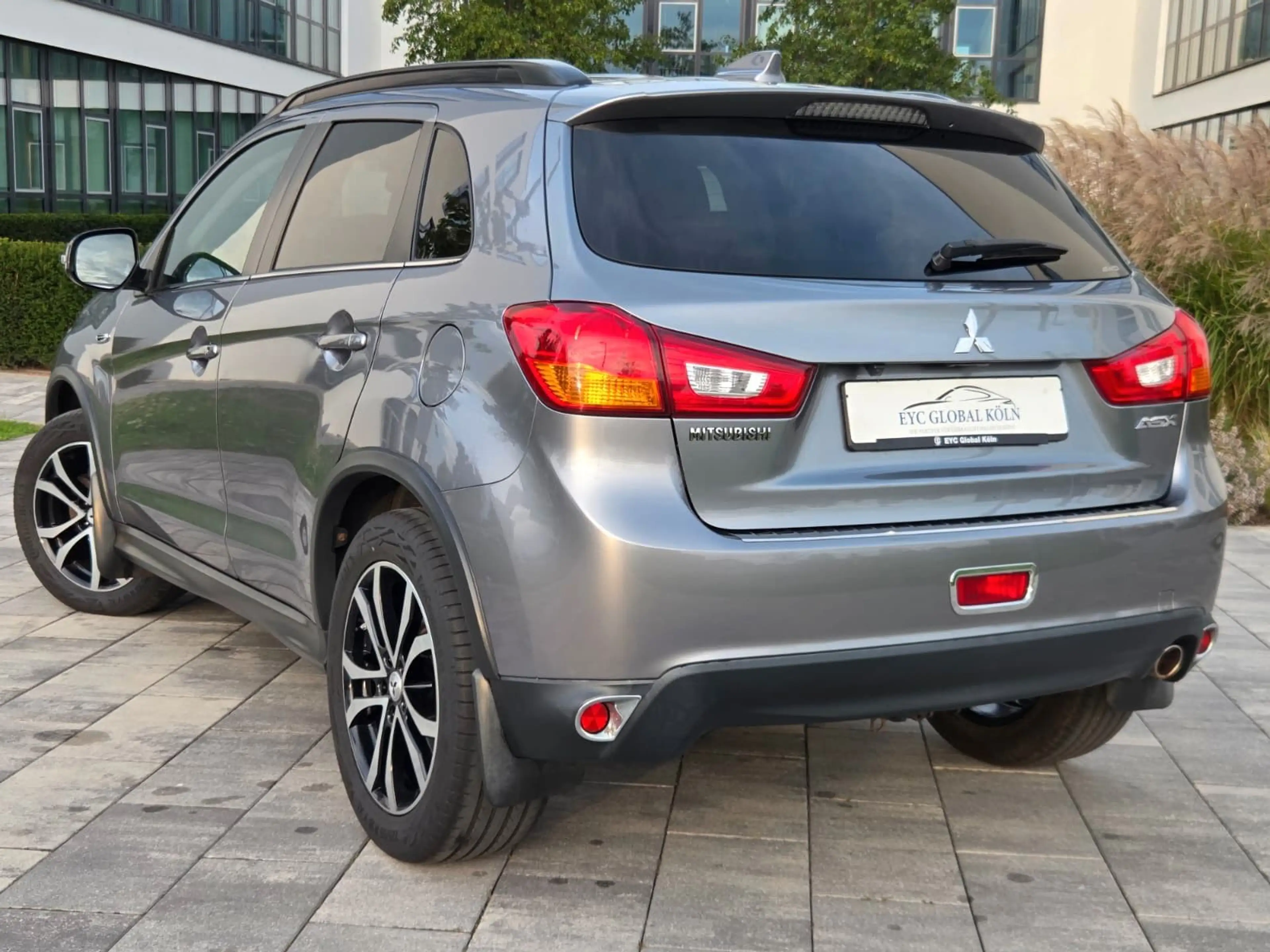 Mitsubishi ASX Edition 100+ 4WD,Automatik — photo 4