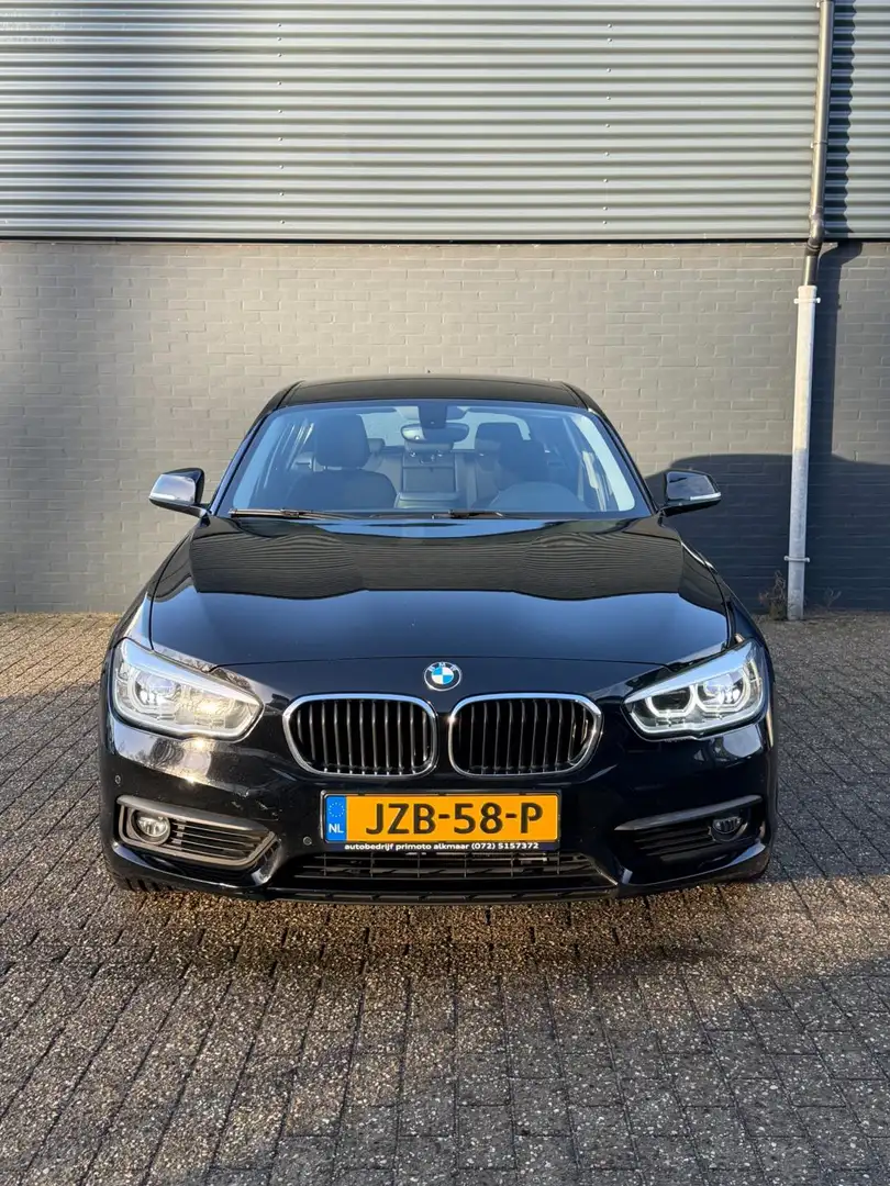 BMW 118 1-serie 118i Edition Sport Line Shadow Executive Schwarz - 2