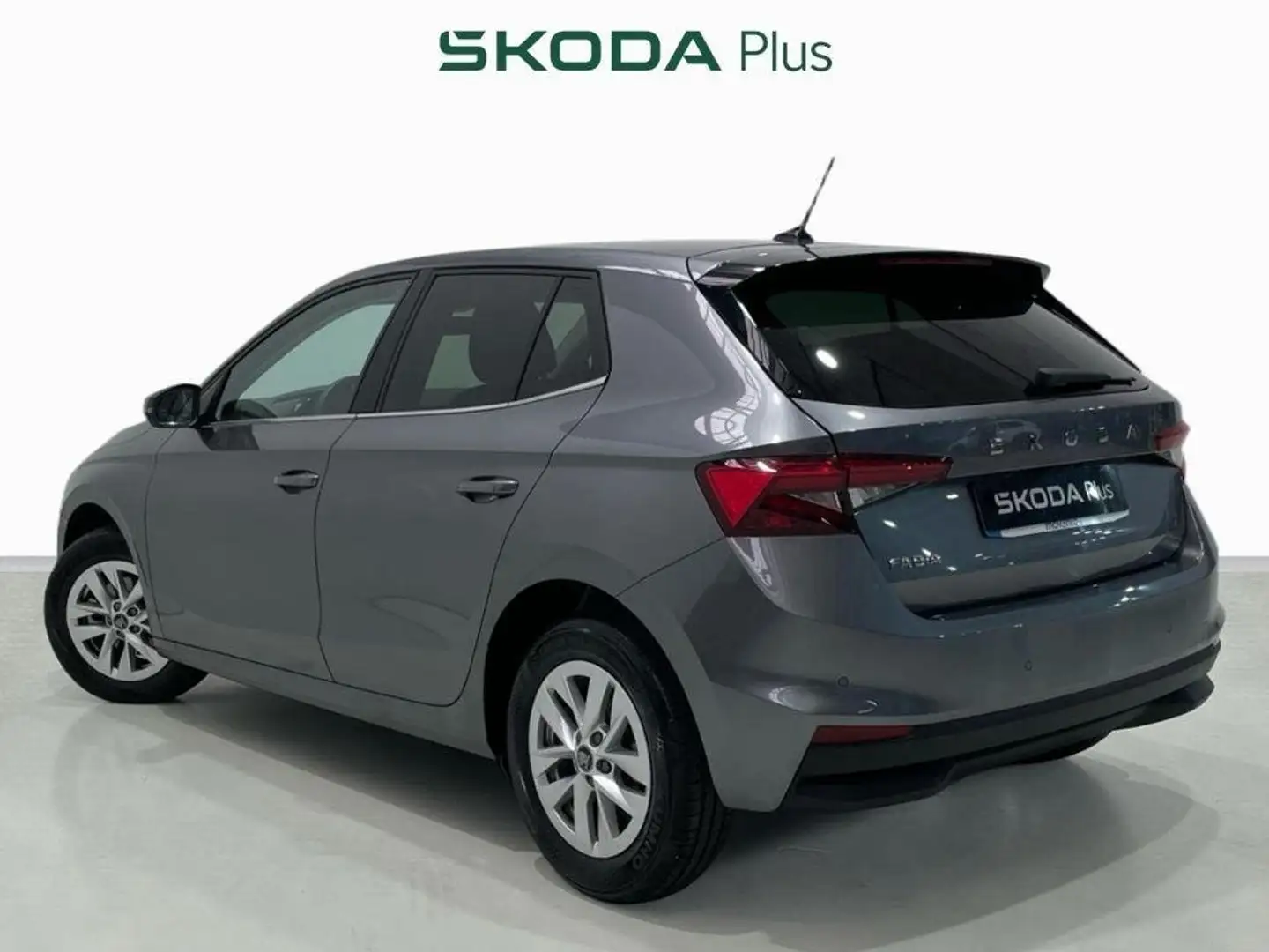 Skoda Fabia 1.0 TSI Selection DSG 85kW Gris - 2