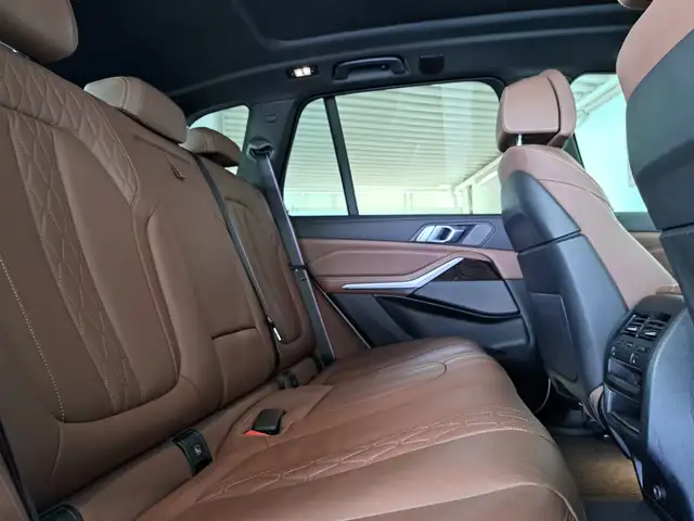 BMW X5 xDrive40d M Sportpaket / AHK Ansicht 14