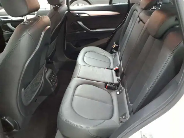 BMW X1 view 13