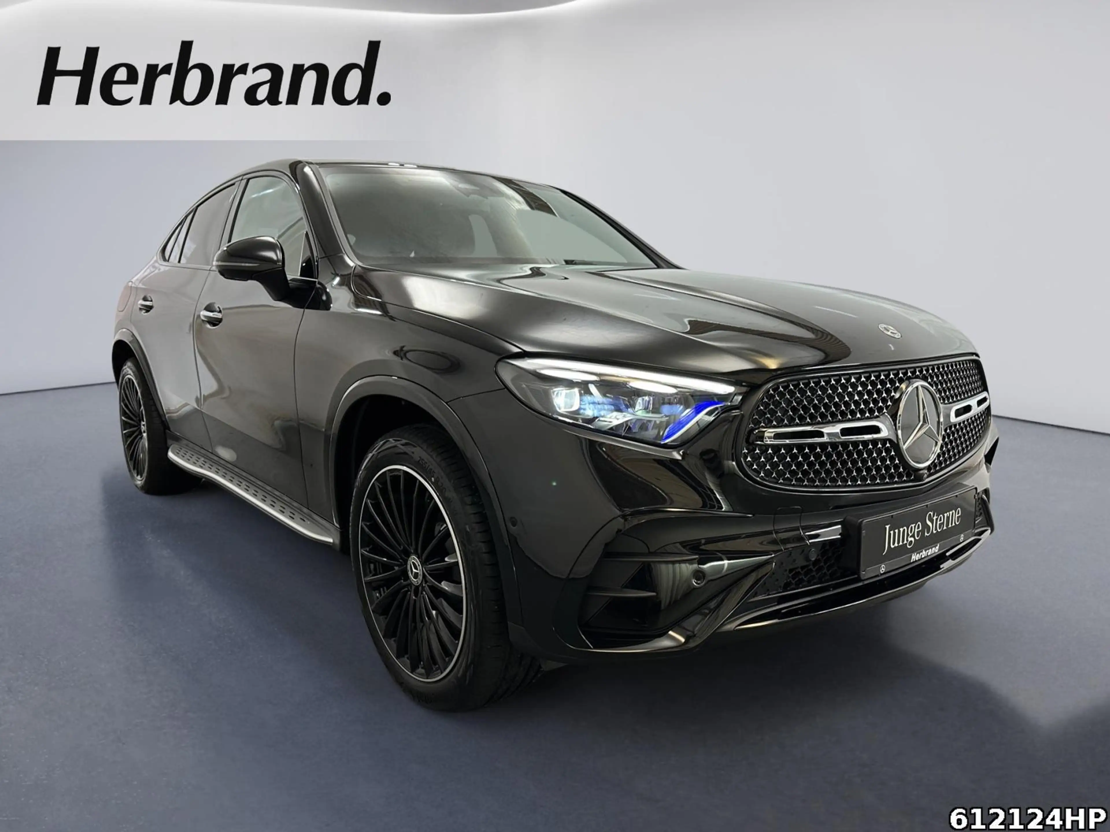 Mercedes-Benz GLC 300 e 4M AMG Coupé 20" AHK DigitalLight 360° — photo 2