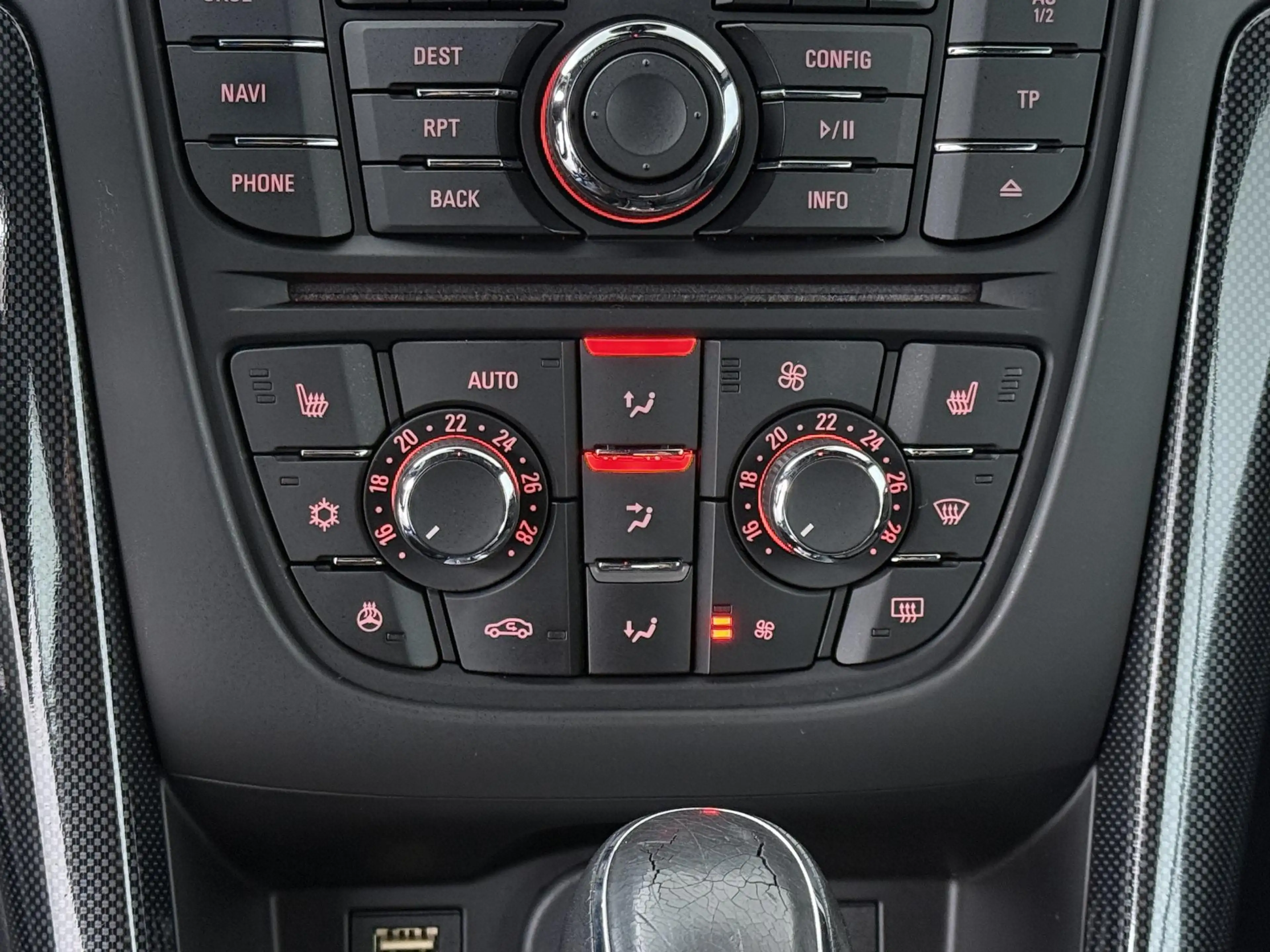 Opel Cascada 1.6 Turbo Innovation Automaat - Lederen bekleding — photo 19
