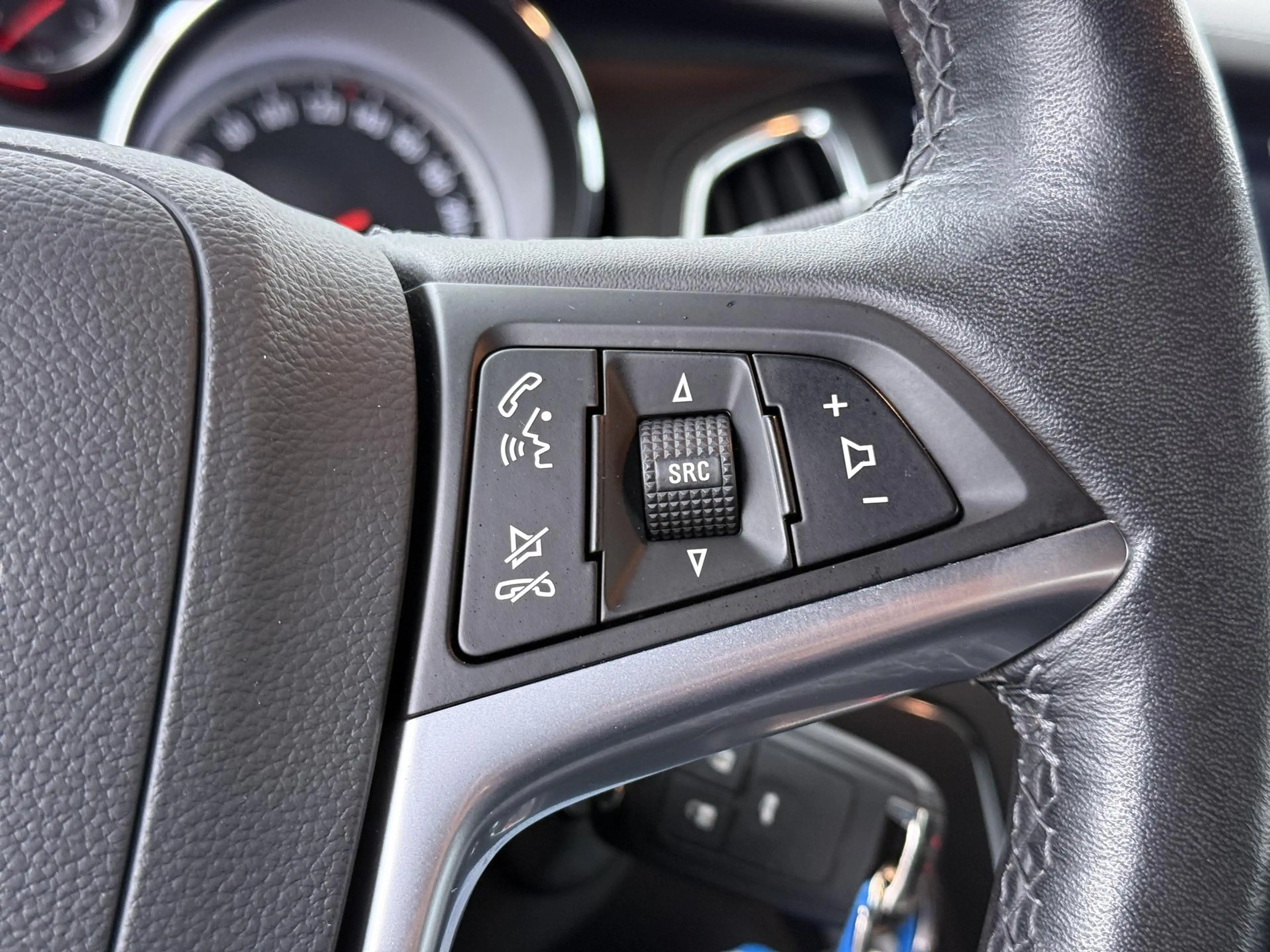 Opel Cascada 1.6 Turbo Innovation Automaat - Lederen bekleding — photo 16