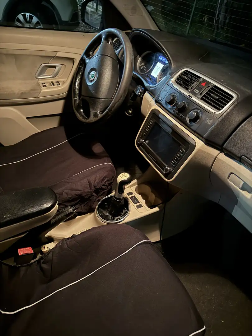 Skoda Roomster 1.4 tdi Style - 2