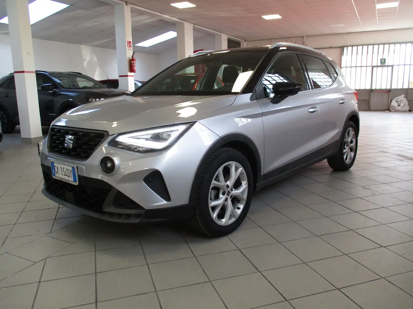 SEAT Arona 1.0 TGI FR (90CV) NATURAL/POWER-UNIPROPRIETARIO Argento - 1