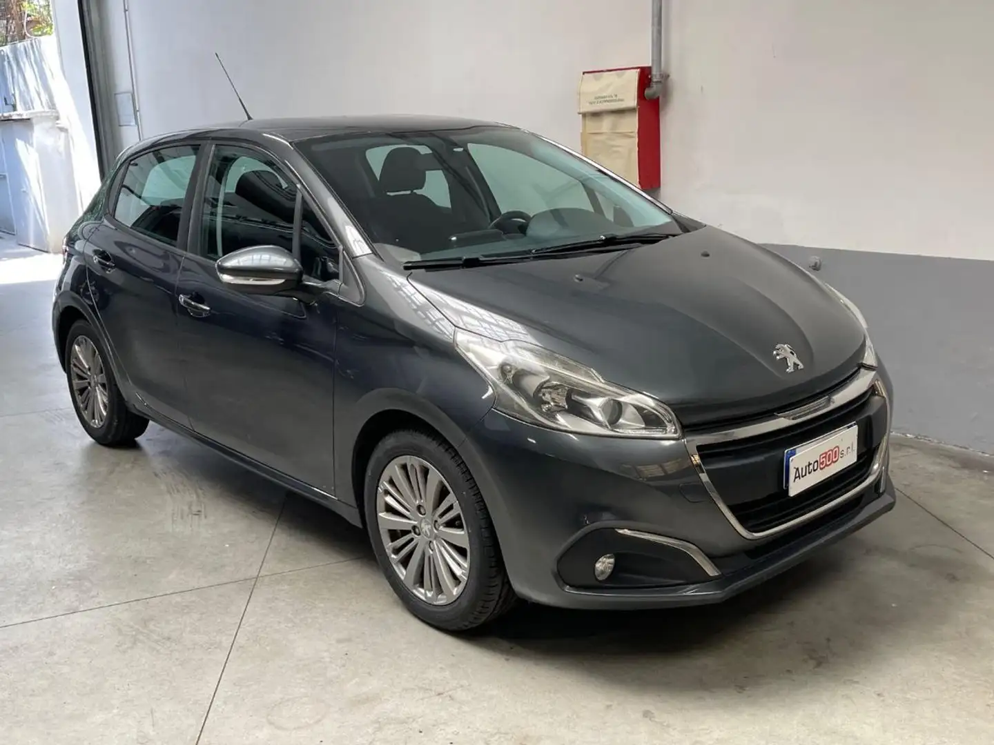 Peugeot 208 1° serie PureTech 82 5 porte Active Grigio - 2
