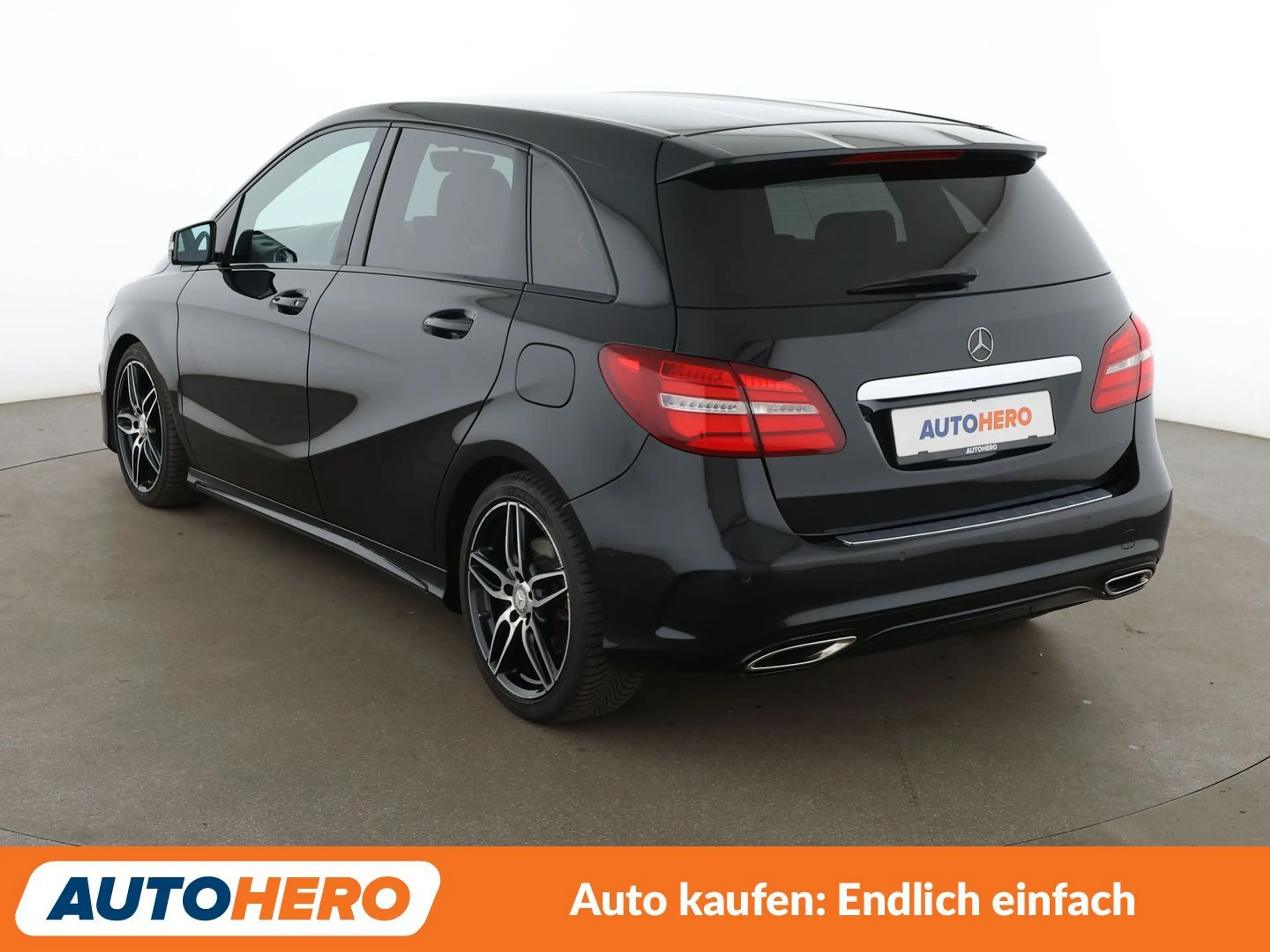 Mercedes-Benz B 220 4Matic AMG Line Aut.*NAVI*PDC*SHZ* — photo 4