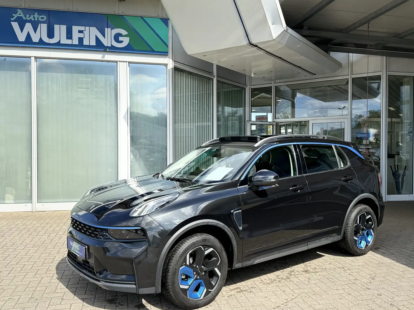 Sonstige Marken Sonstige 1.5 T HEV 145 kW 2.Hd ACC CAM NAVI LED PANO Schwarz - 1