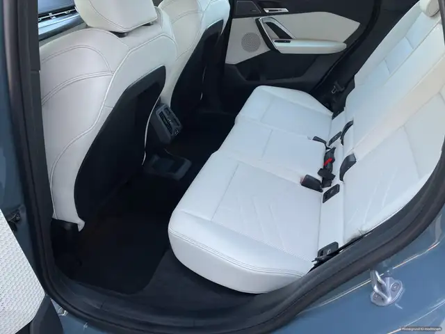 BMW X1 view 11
