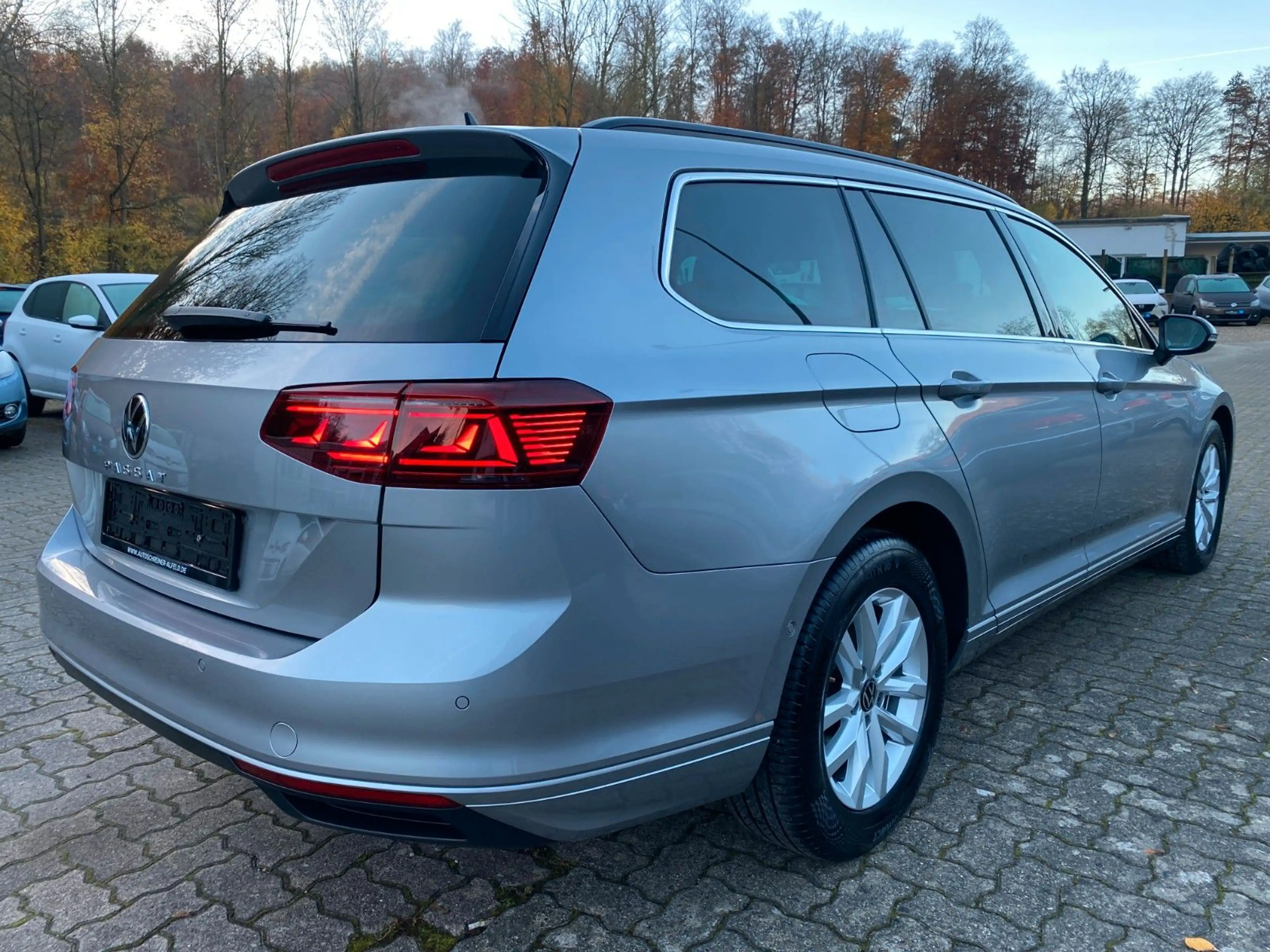 Volkswagen Passat Variant Business 1.HAND DSG AHK KAMERA — photo 4