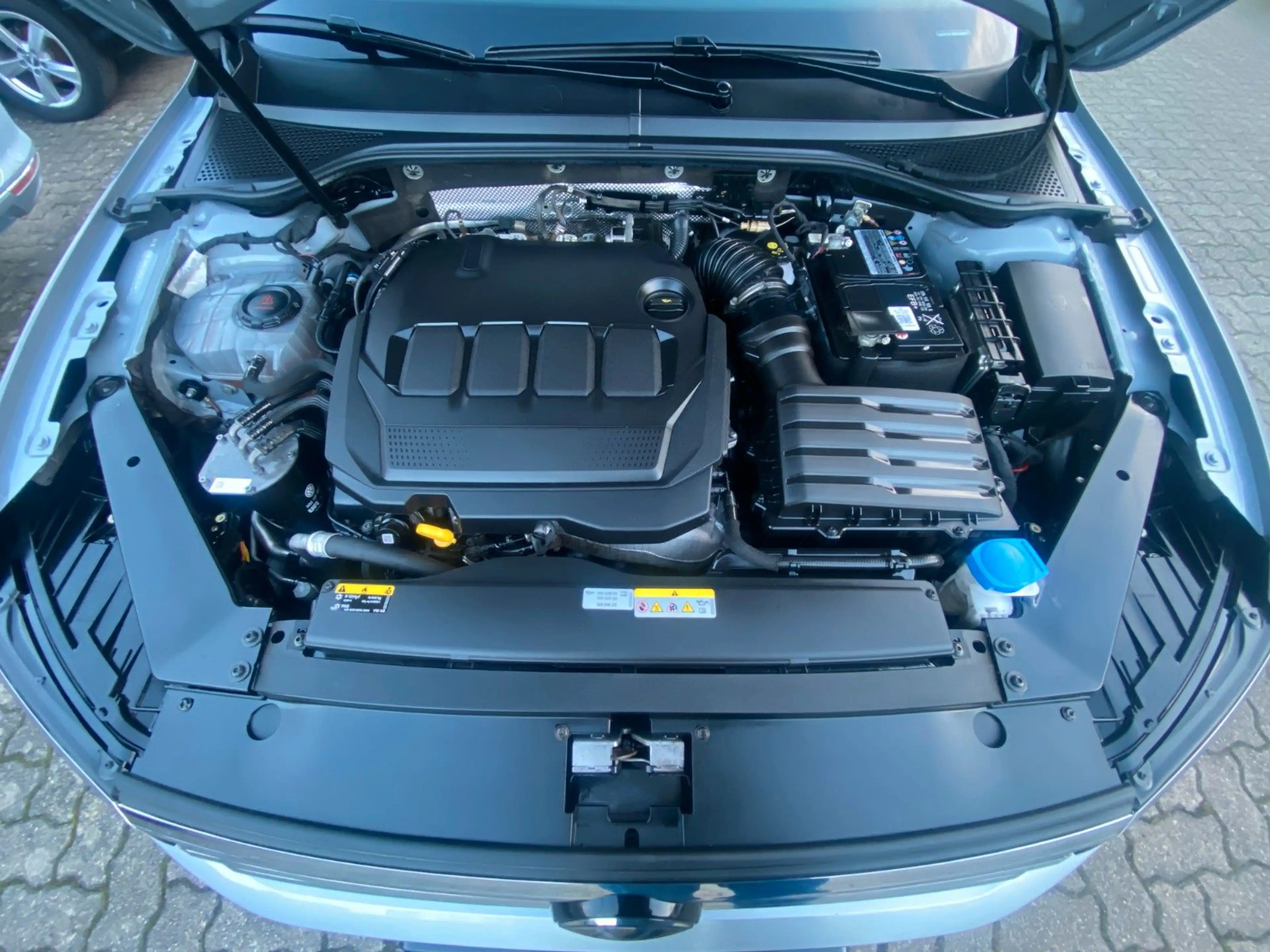 Volkswagen Passat Variant Business 1.HAND DSG AHK KAMERA — photo 15