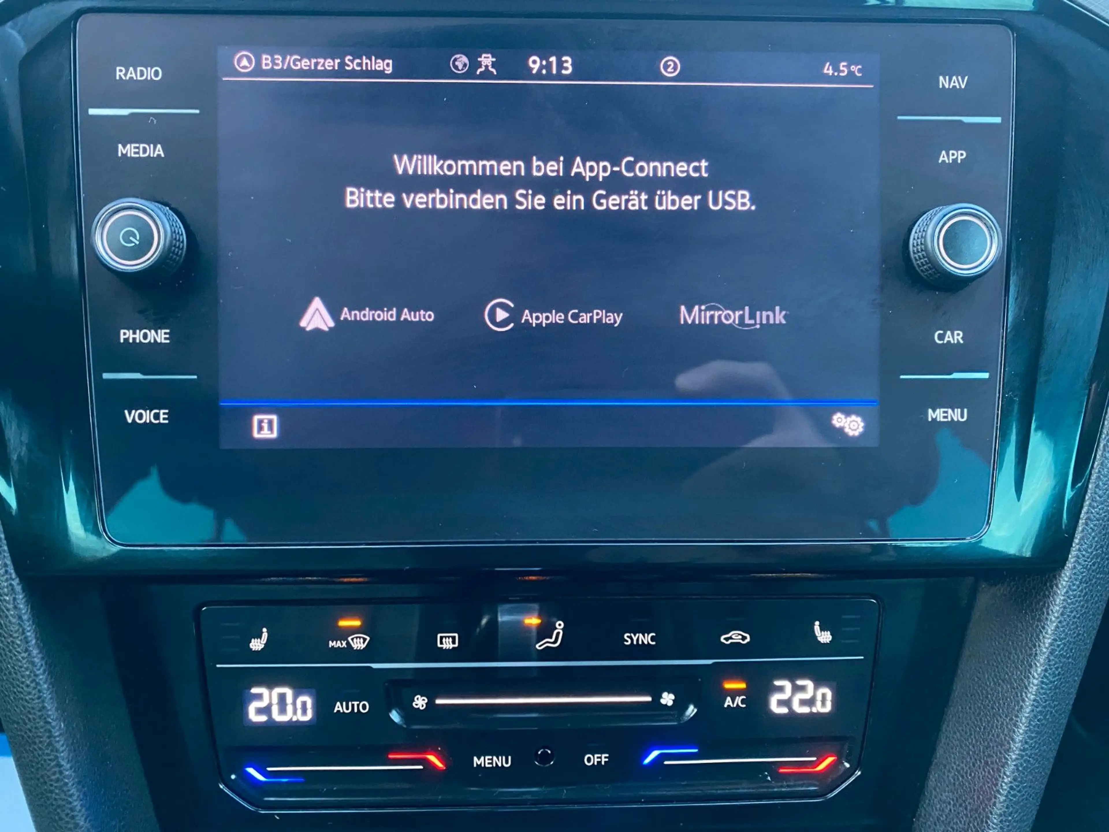 Volkswagen Passat Variant Business 1.HAND DSG AHK KAMERA — photo 11