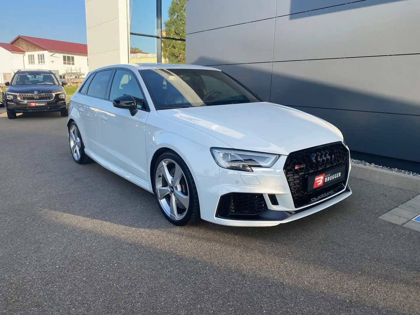 Audi RS3 Sportback 2.5 TFSI quattro MMI+ Matrix B&O Blanc - 2