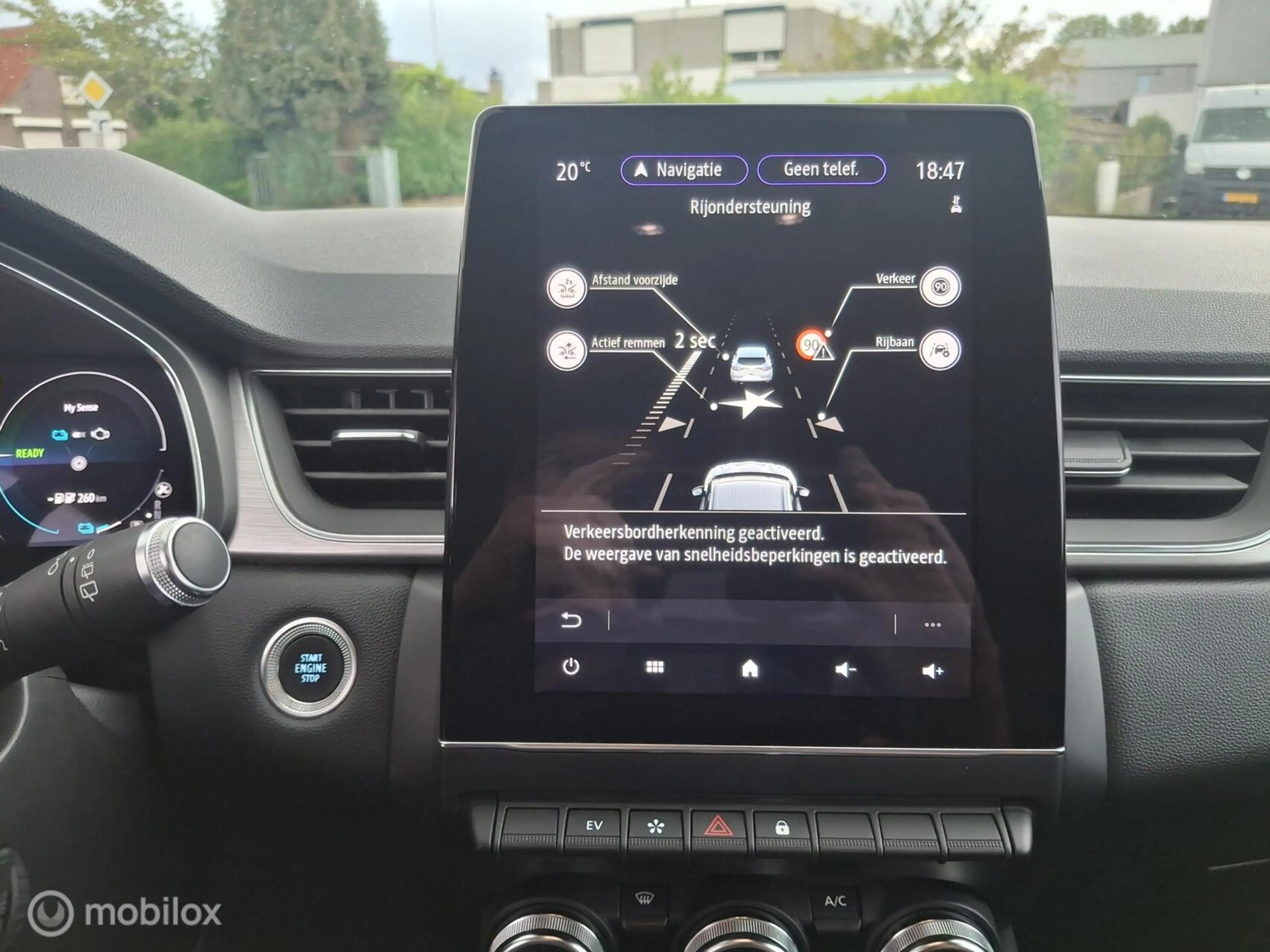 Renault Captur 1.6 E-Tech Plug-in Hybrid 160 Intens — photo 12