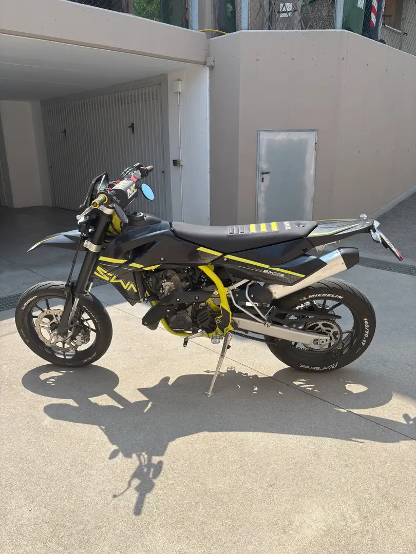 SWM SM 125 R Nero - 2