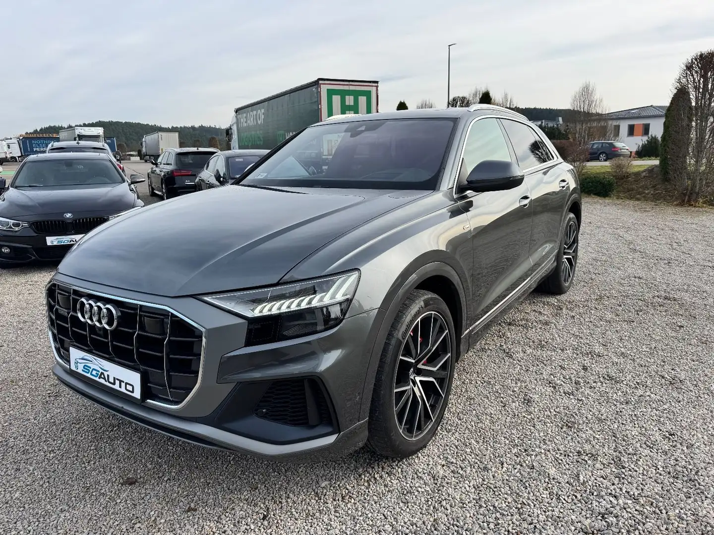 Audi Q8 50 TDI quattro S Line B&O Pano Allradlenkung Gris - 2
