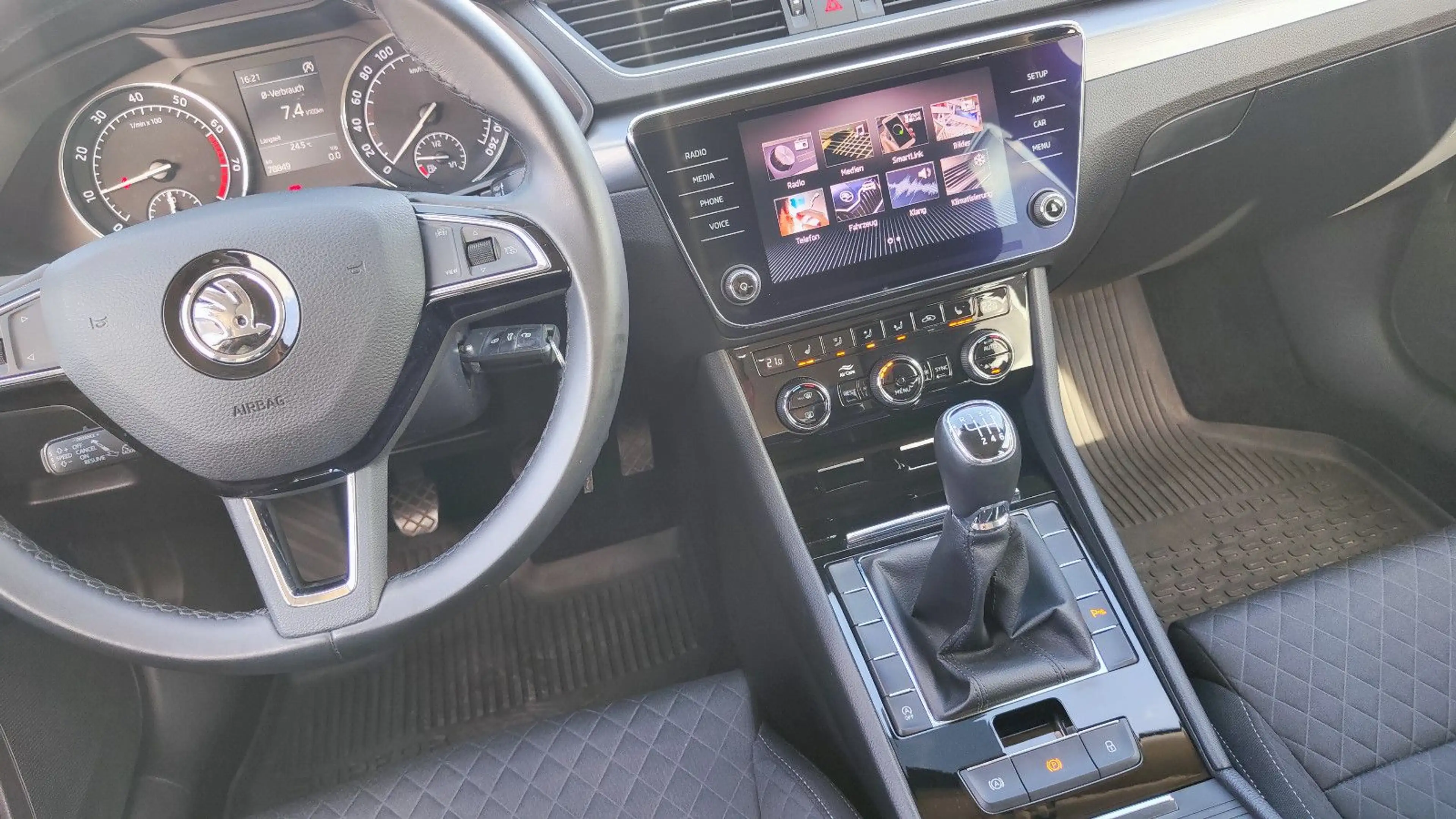 Skoda Superb Combi Style 1.5 TSI Xenon* 1.Hand* — photo 28