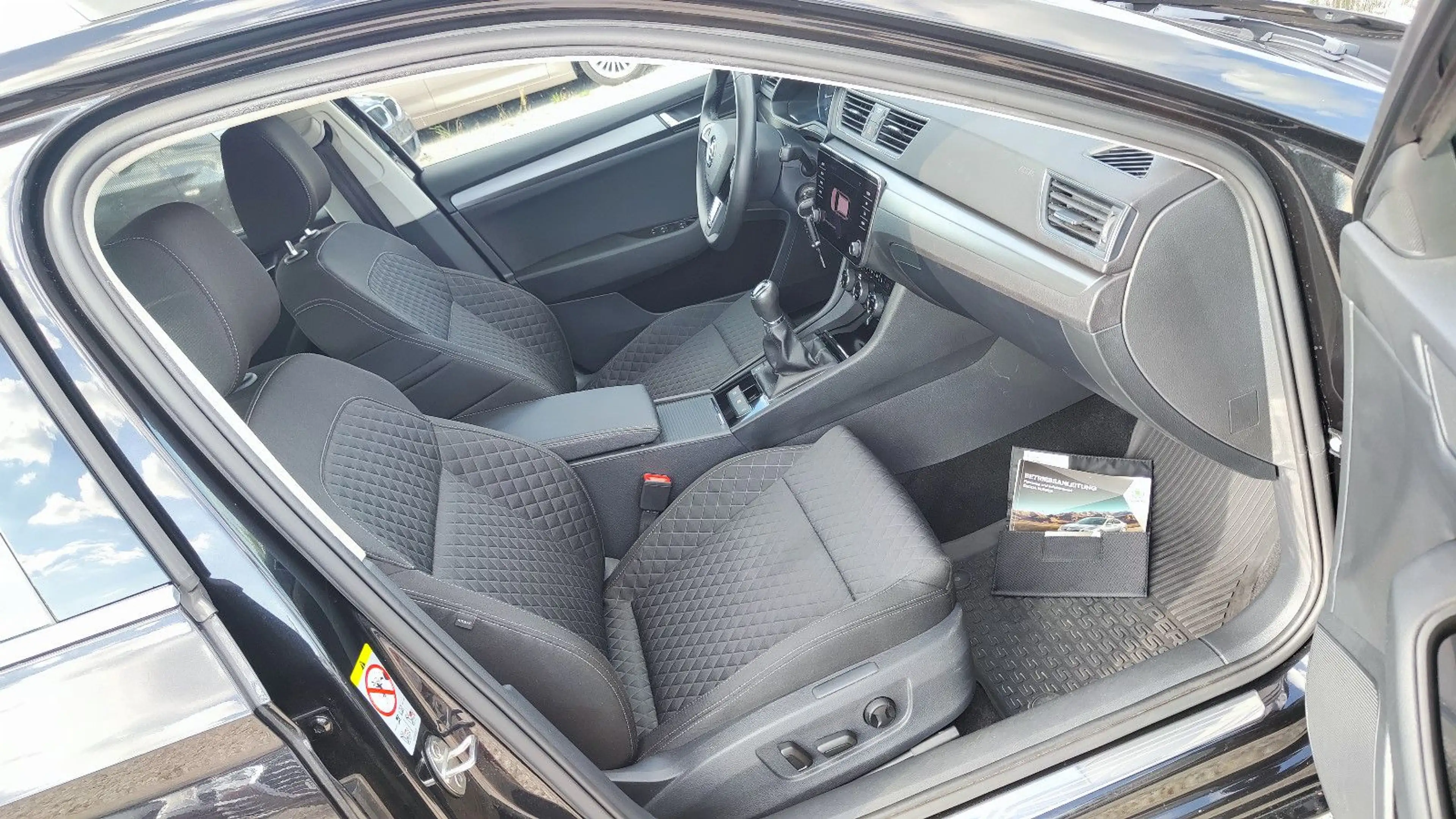 Skoda Superb Combi Style 1.5 TSI Xenon* 1.Hand* — photo 37