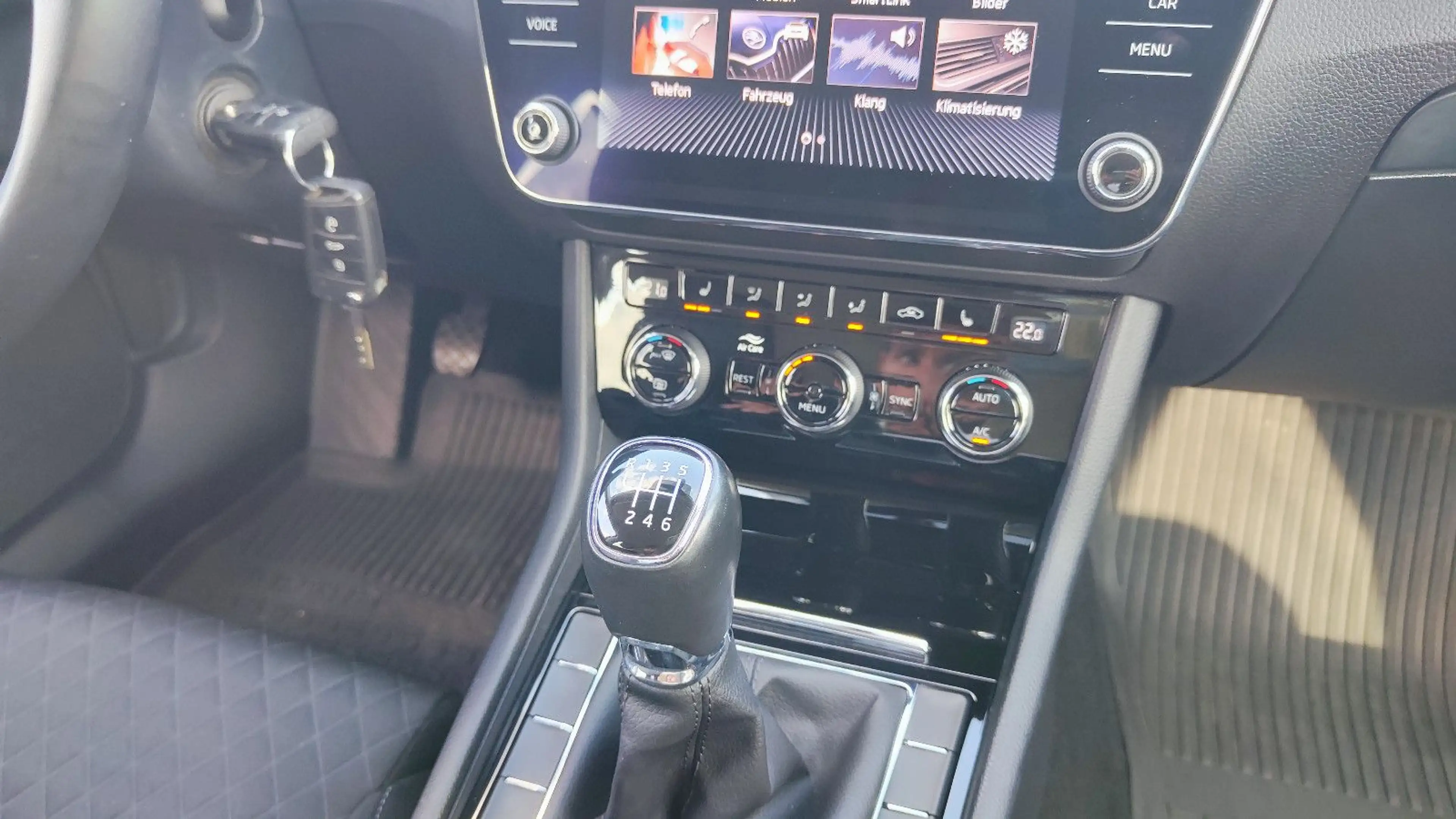 Skoda Superb Combi Style 1.5 TSI Xenon* 1.Hand* — photo 29