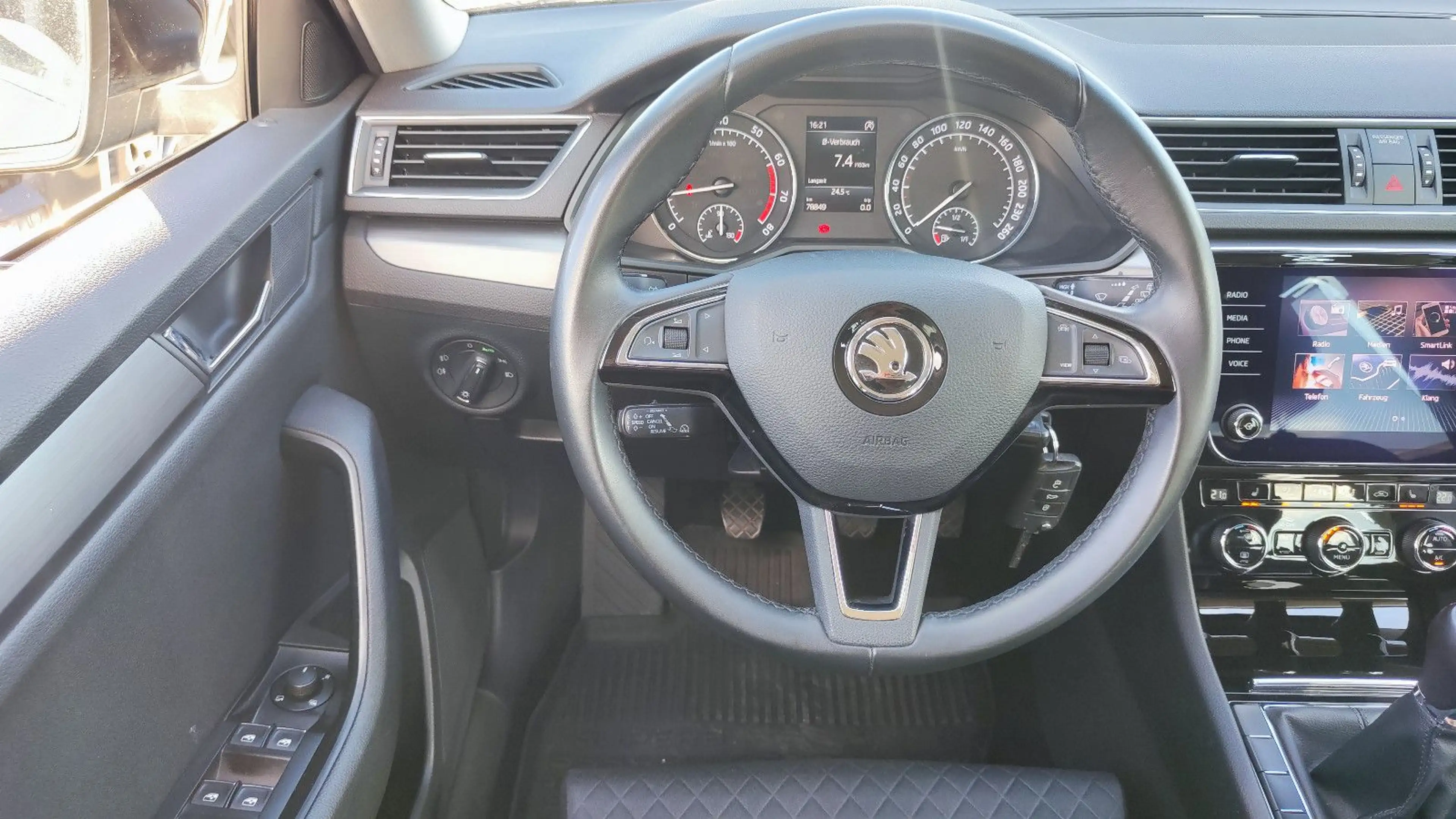 Skoda Superb Combi Style 1.5 TSI Xenon* 1.Hand* — photo 26