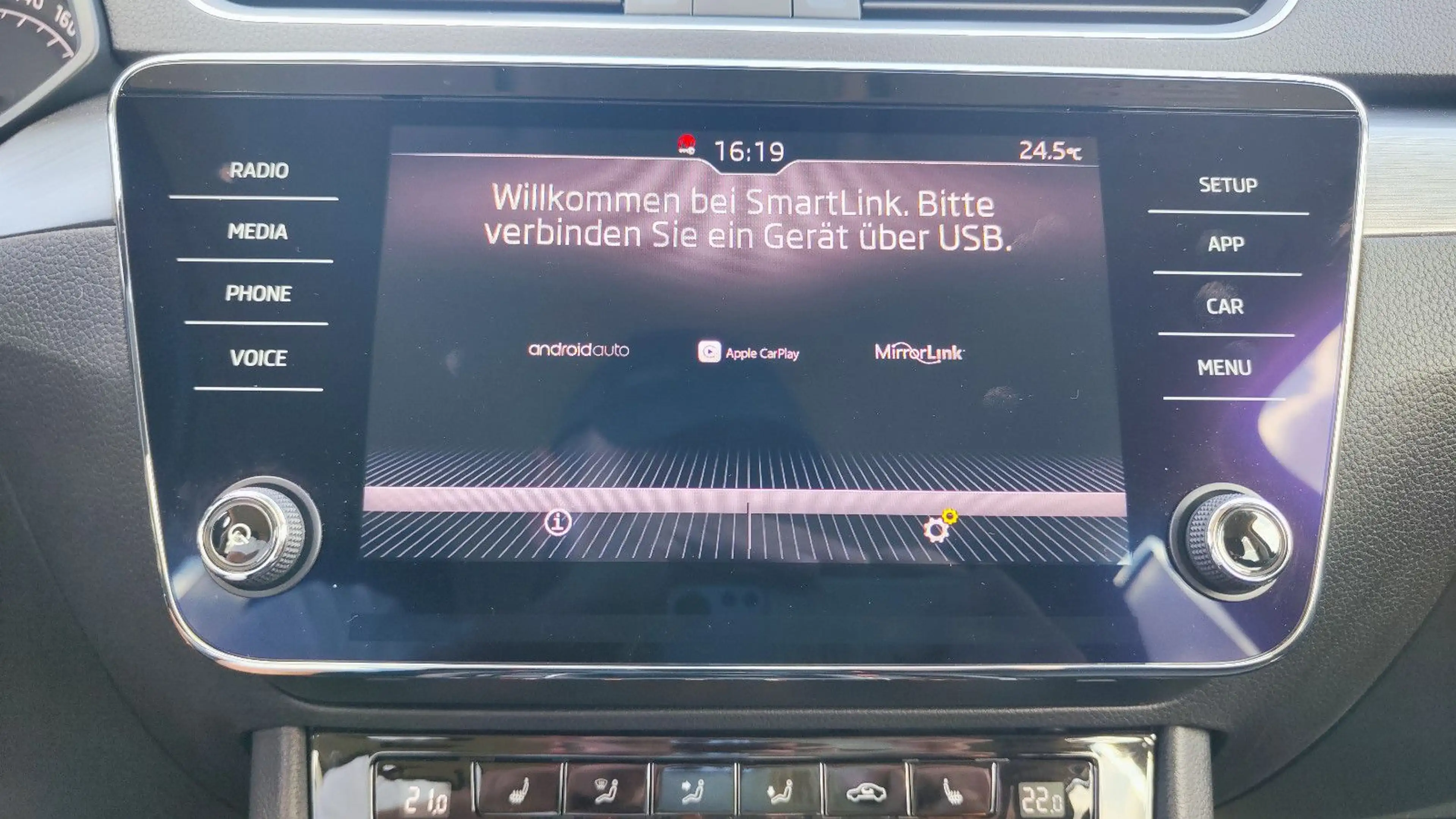 Skoda Superb Combi Style 1.5 TSI Xenon* 1.Hand* — photo 33