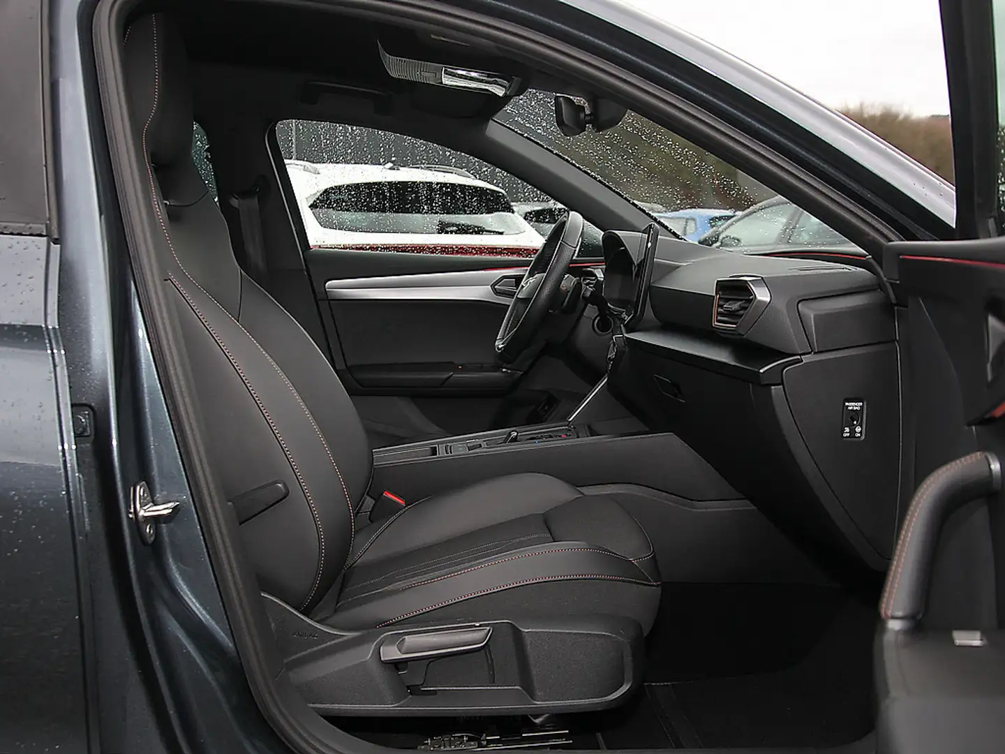 CUPRA Leon Sp 1.4 TSI e-Hybrid DSG NAVI AHK KAMERA Grau - 2