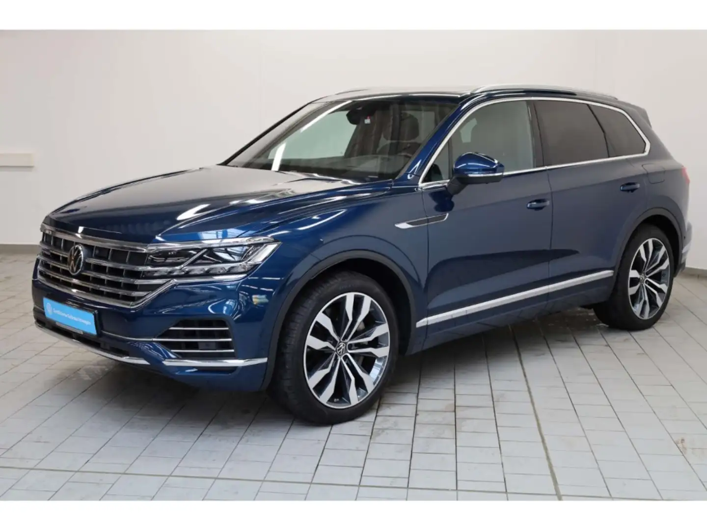 Volkswagen Touareg 3.0 TSI V6 eHybrid 4Motion Elegance Blau - 2