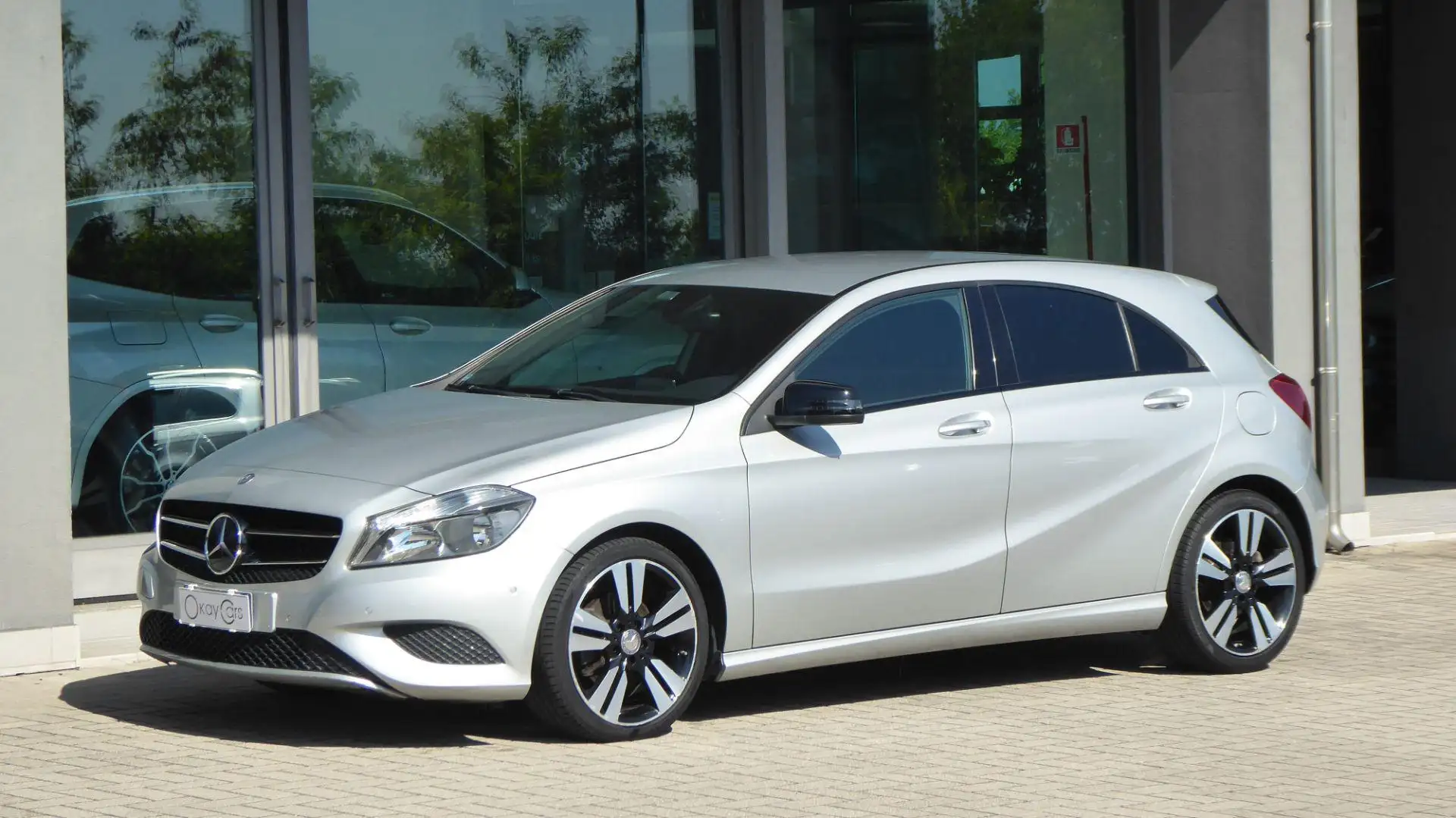 Mercedes-Benz A 180 Sport Argent - 1