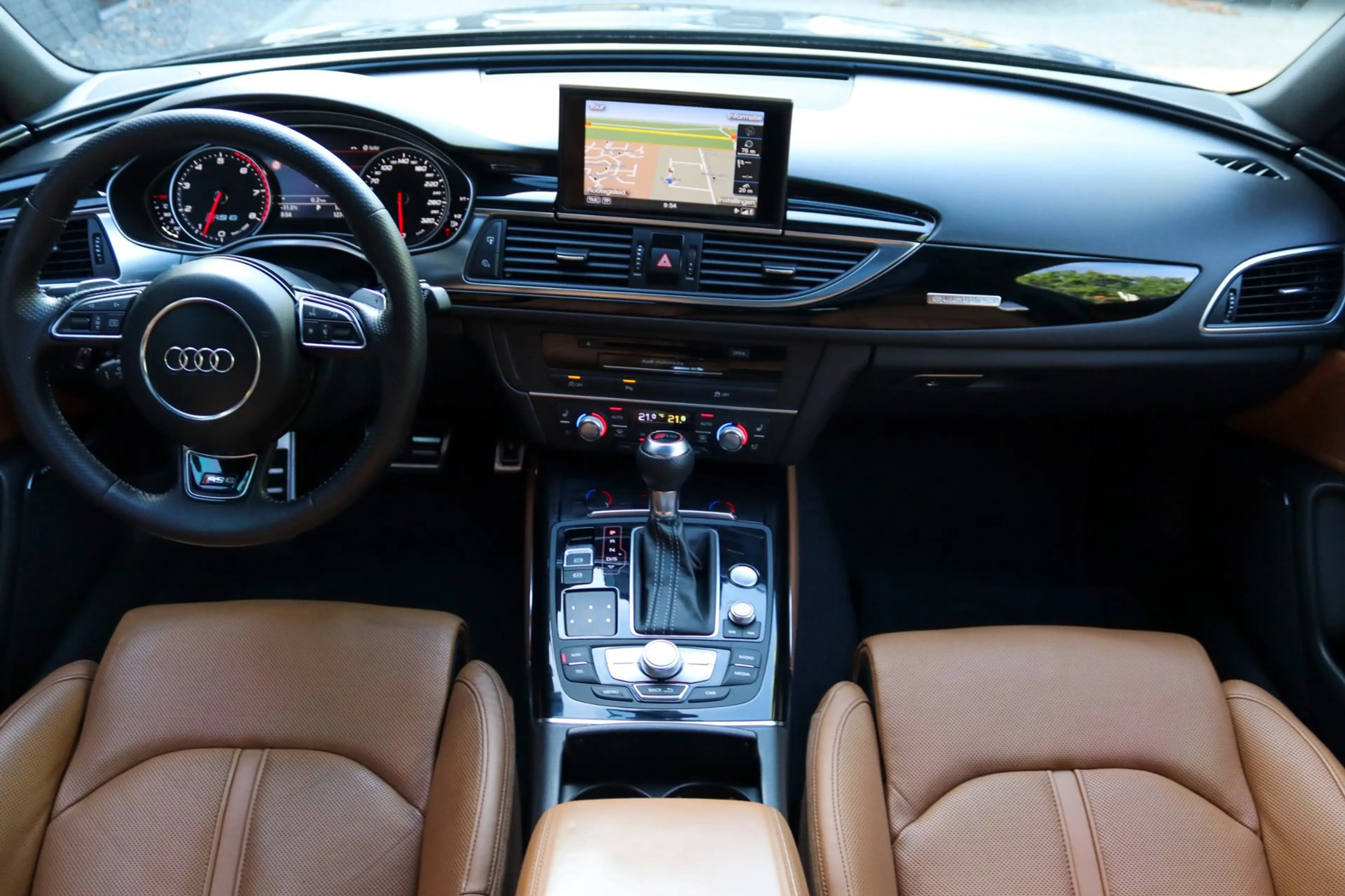 Audi RS6 Avant 4.0 TFSI Quattro 706PK PANO 360 EXCLUSIVE — photo 14