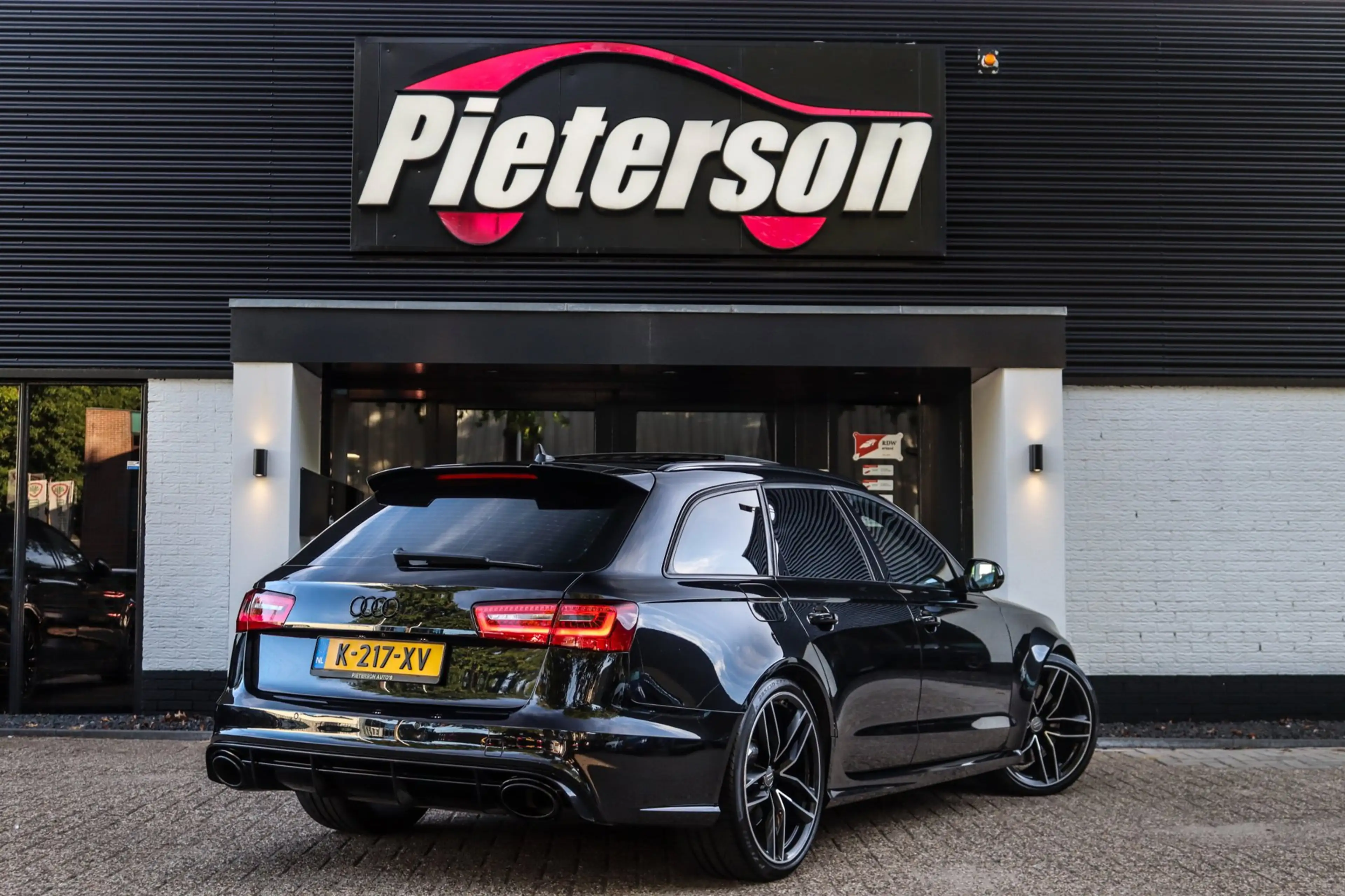 Audi RS6 Avant 4.0 TFSI Quattro 706PK PANO 360 EXCLUSIVE — photo 11