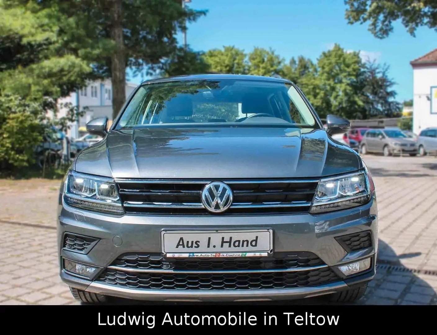 Volkswagen Tiguan Highline 7-DSG*Alcantara*LED*ACC Grau - 2
