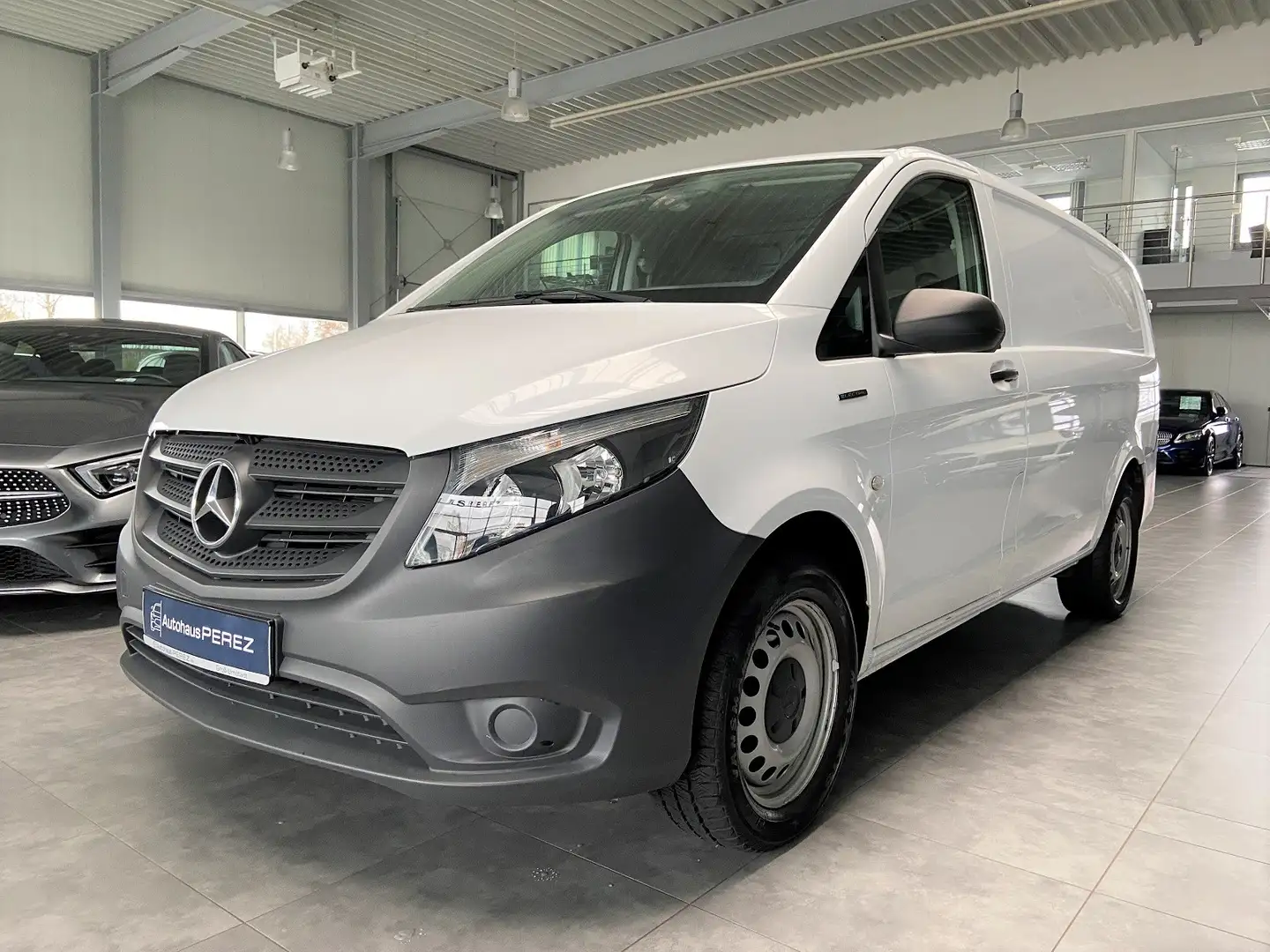 Mercedes-Benz Vito e LANG RÜCKFAHRKAMERA-SITZHEIZUNG-KLIMA White - 2