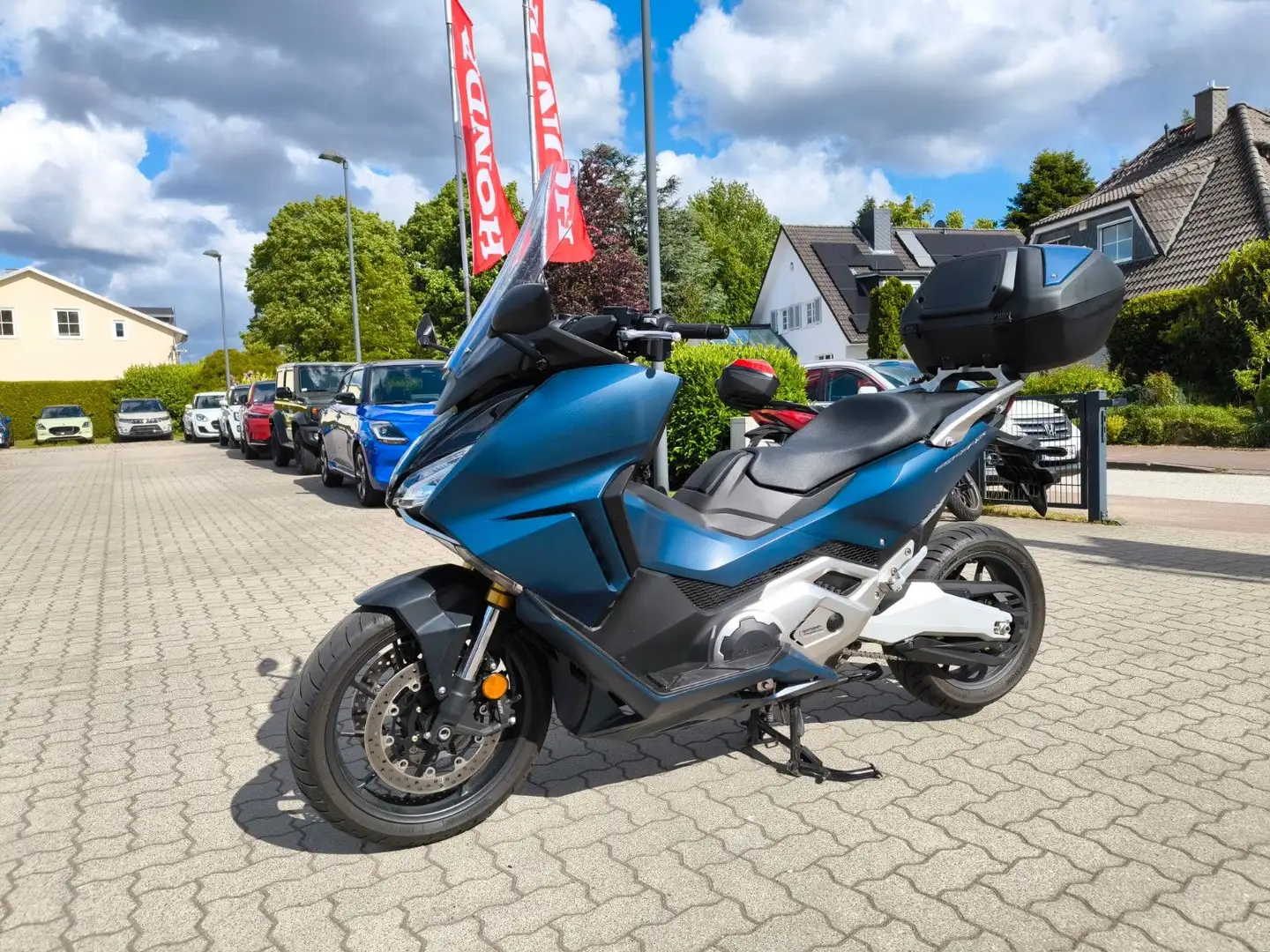Honda Forza 750 mit Urban-Paket Albastru - 2