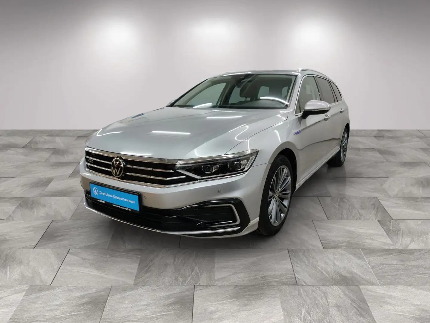 Volkswagen Passat Variant GTE AHK/Matrix/digiC/Nav/IQ.Drive Silber - 2