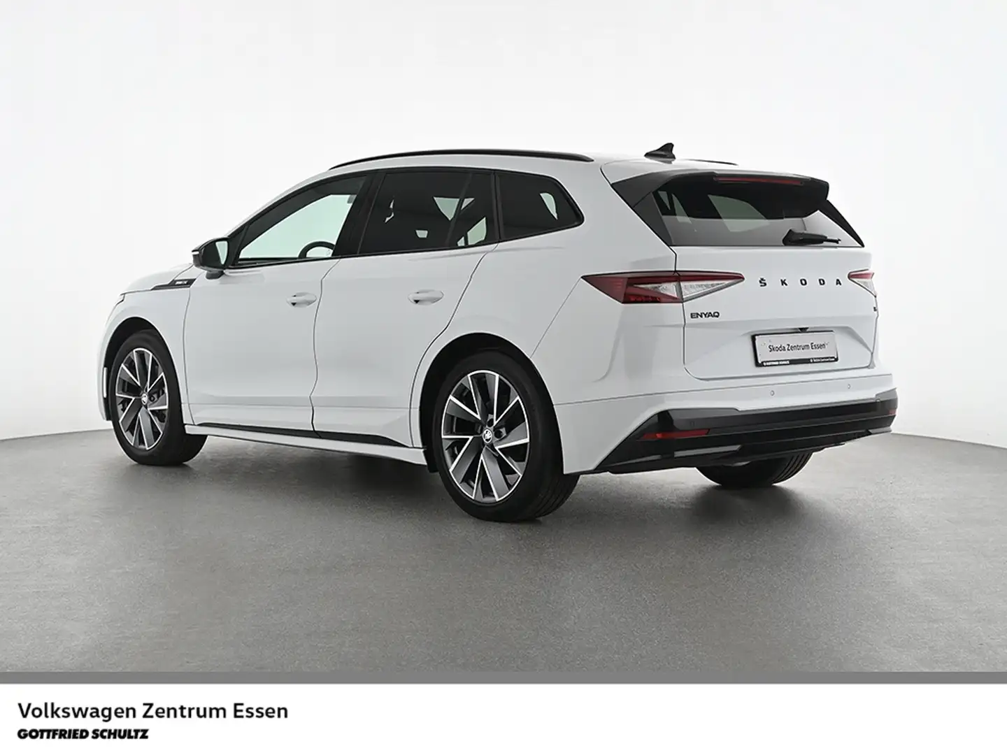 Skoda Enyaq 85 Sportline Pano AHK Wärmepumpe Weiß - 2