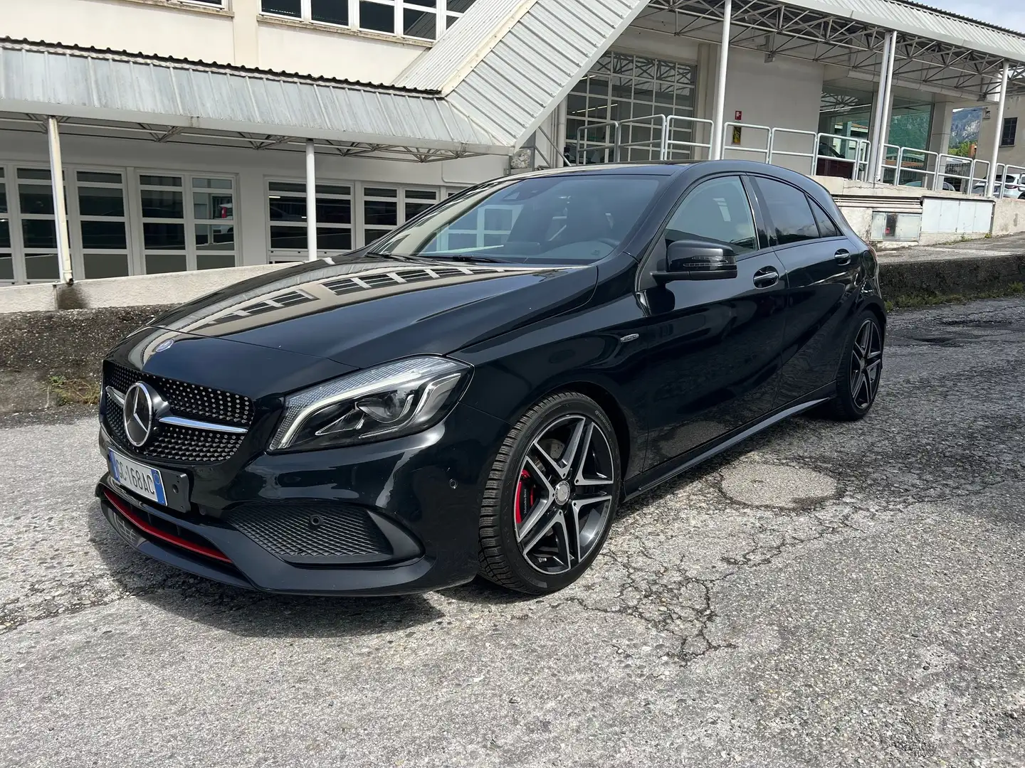 Mercedes-Benz A 250 MERCEDES A 250 SUPERSPORT 4 MATIC AUTO AMG TETTO Fekete - 1