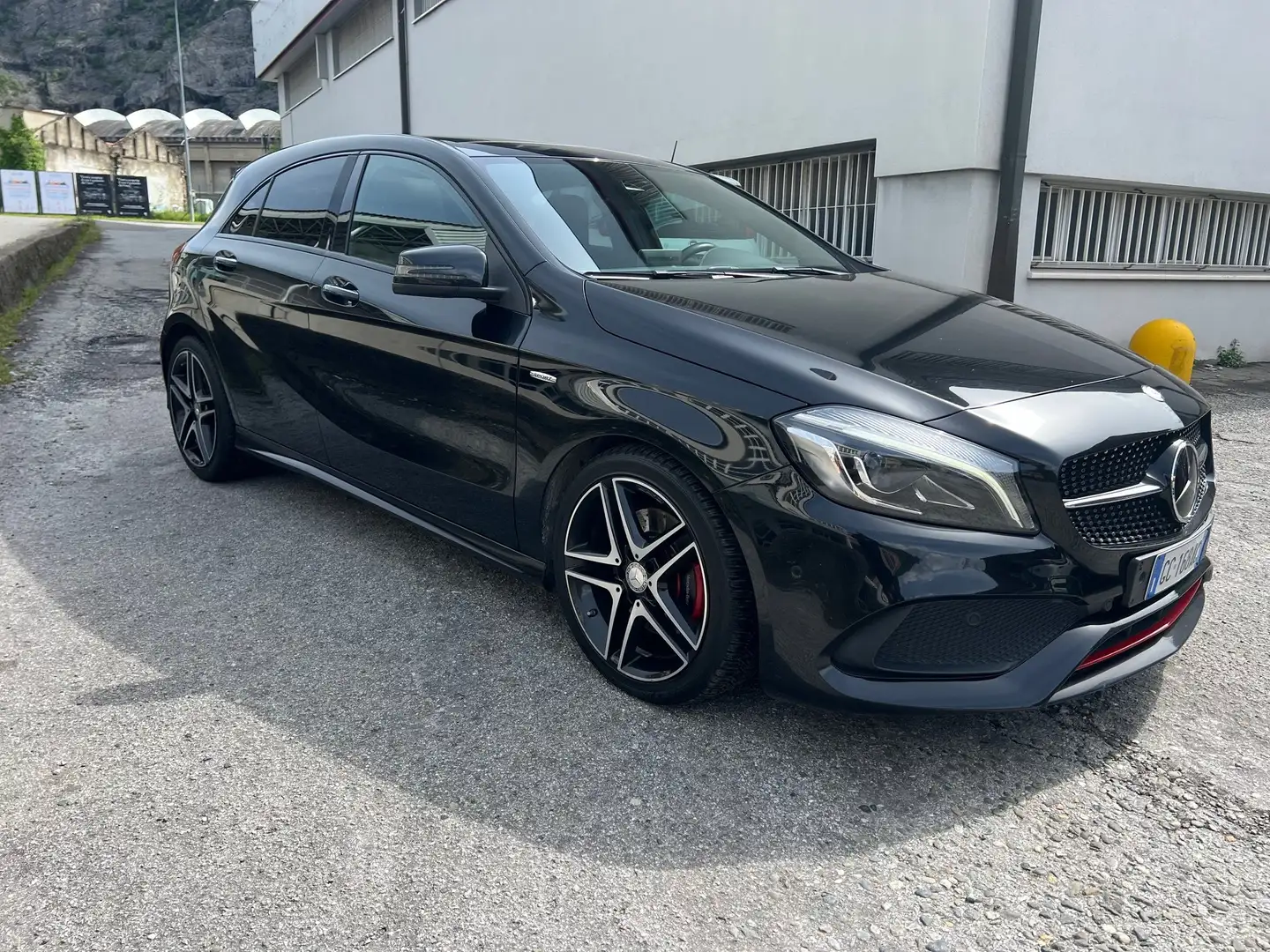 Mercedes-Benz A 250 MERCEDES A 250 SUPERSPORT 4 MATIC AUTO AMG TETTO Fekete - 2
