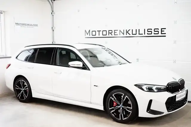 BMW 330 e xDrive Touring Aut. M Sport PRO - AHK - HeadUp