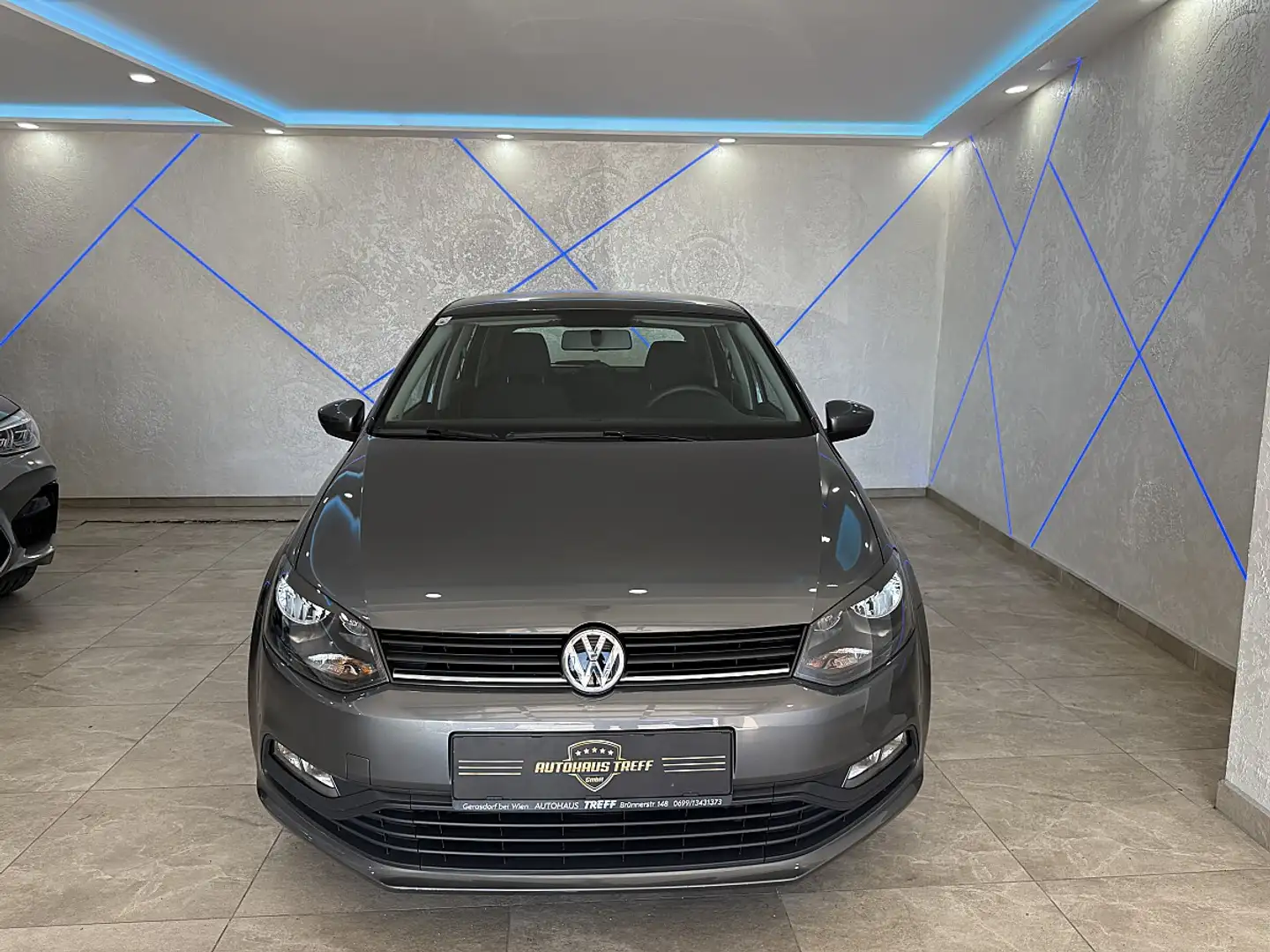 Volkswagen Polo Austria 1,0*KLIMA*1.BESITZ* Grau - 2