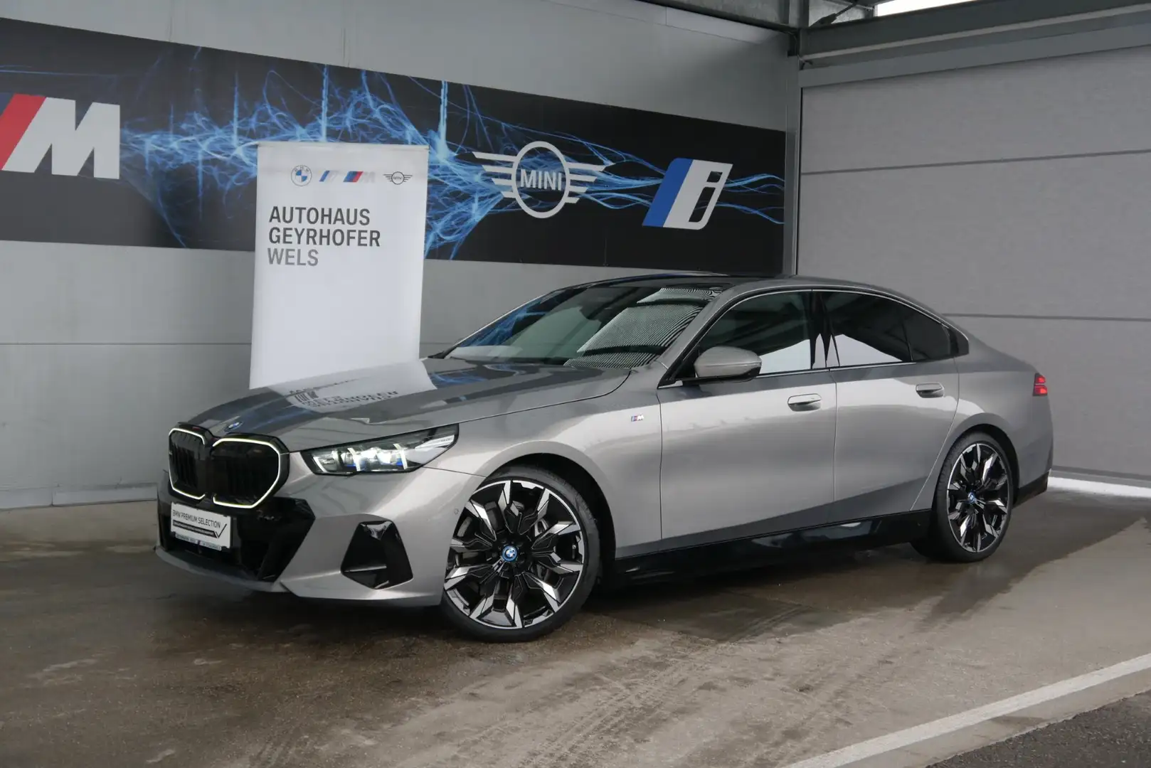 BMW i5 i5 eDrive40 Grau - 1