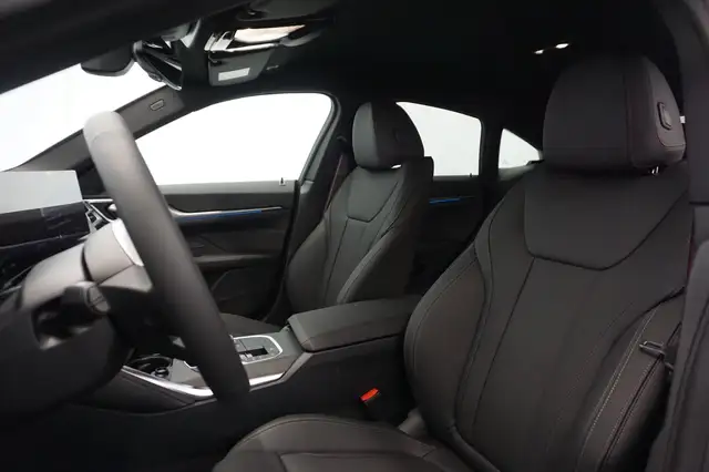 BMW i4 Gran Coupe xDrive40 Ansicht 8