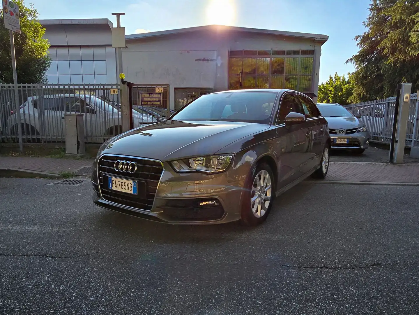 Audi A3 A3 SPB 1.6 tdi Ambition STronic OK NEOPATENTATI Beige - 1