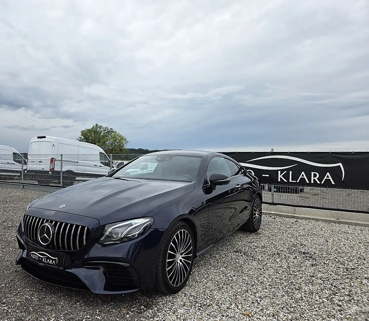 Mercedes-Benz E 300 Avantgarde Coupe * AMG * Burmester * Digital Ta... Blau - 1