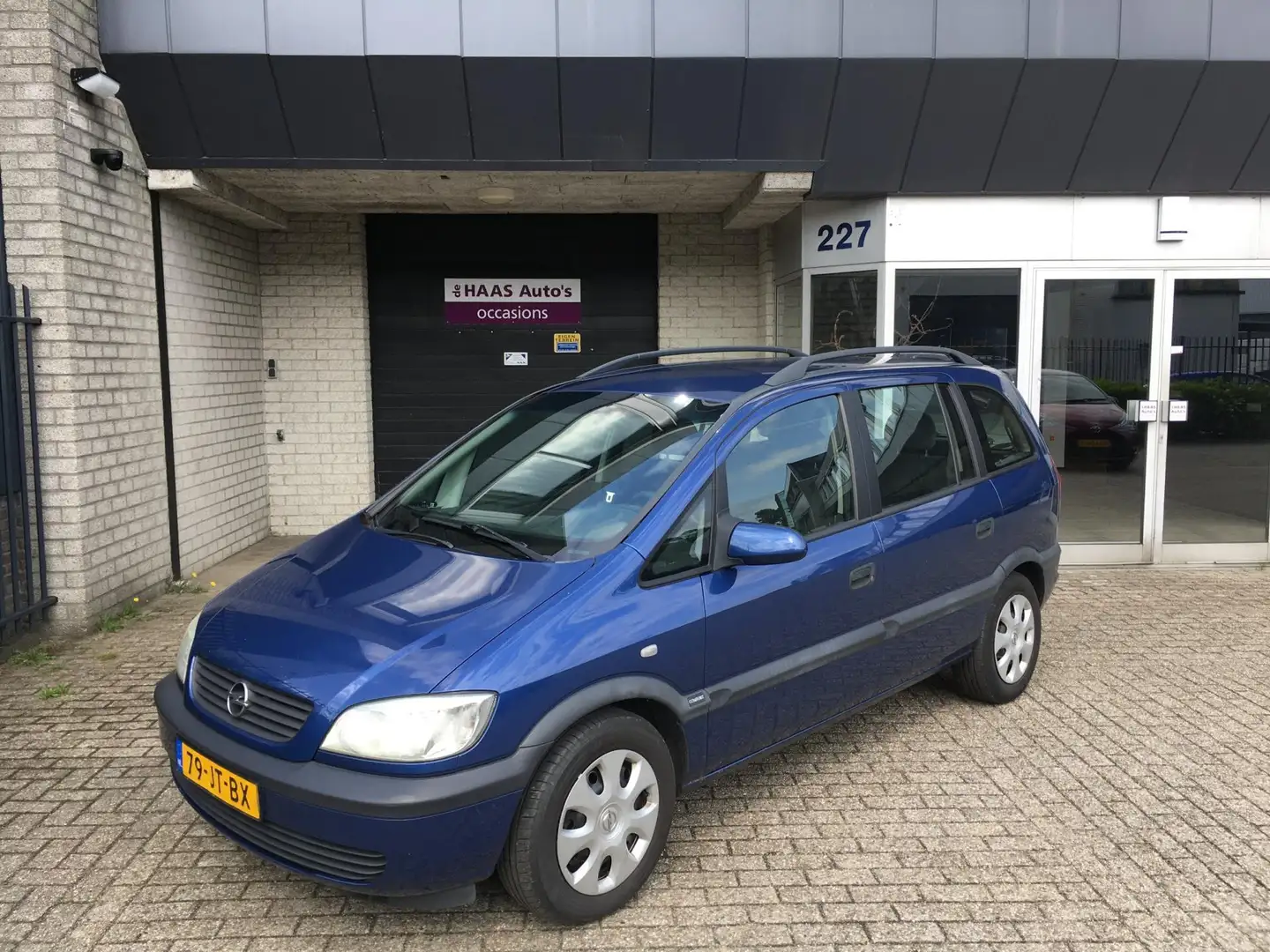 Opel Zafira 1.6-16V Comfort / AIRCO / 7-PERSOONS / APK 18-02-2 Bleu - 1